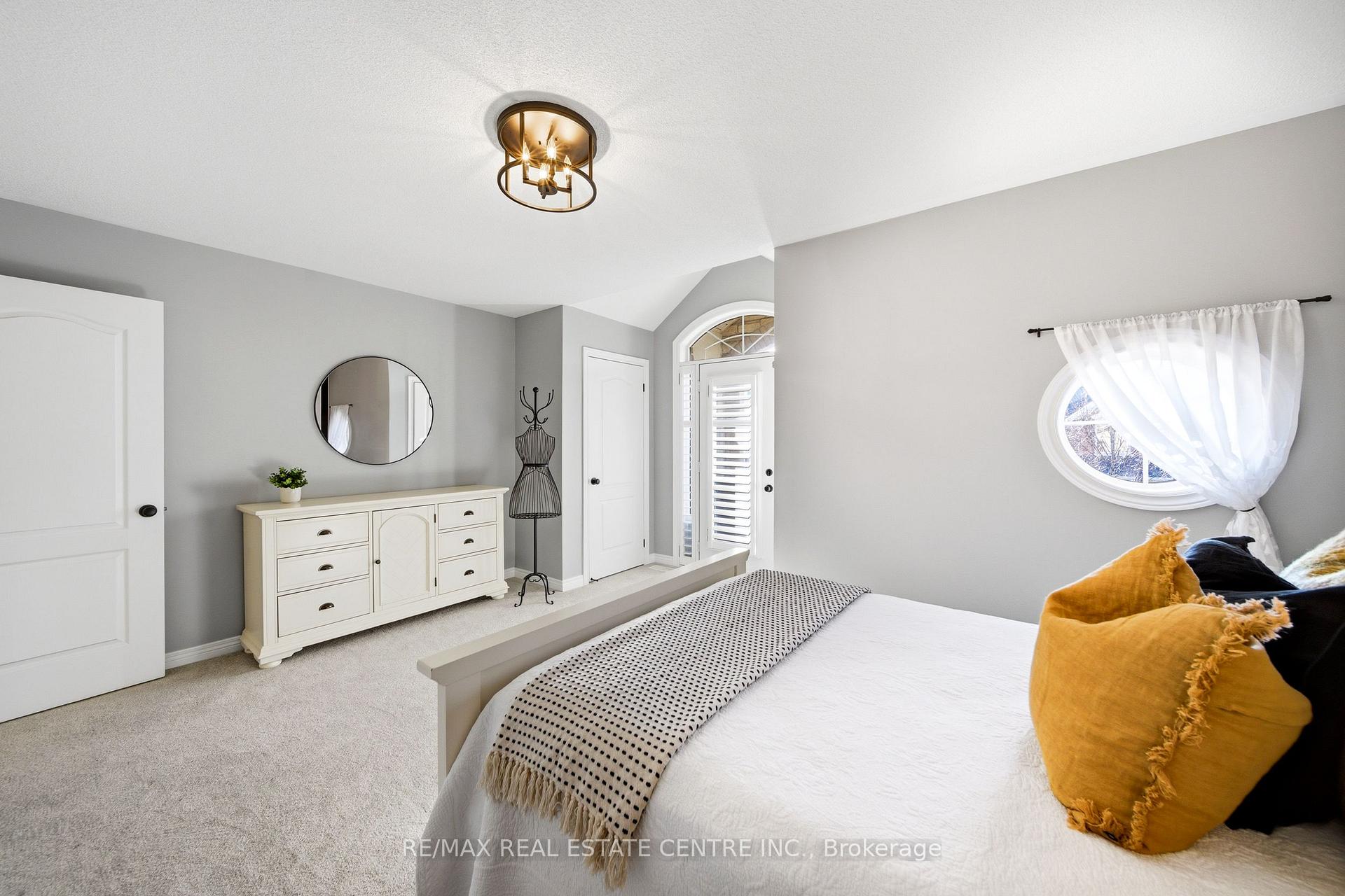 Photo 38 of 4670 Bracknell Road, Burlington, Alton — HOMEH