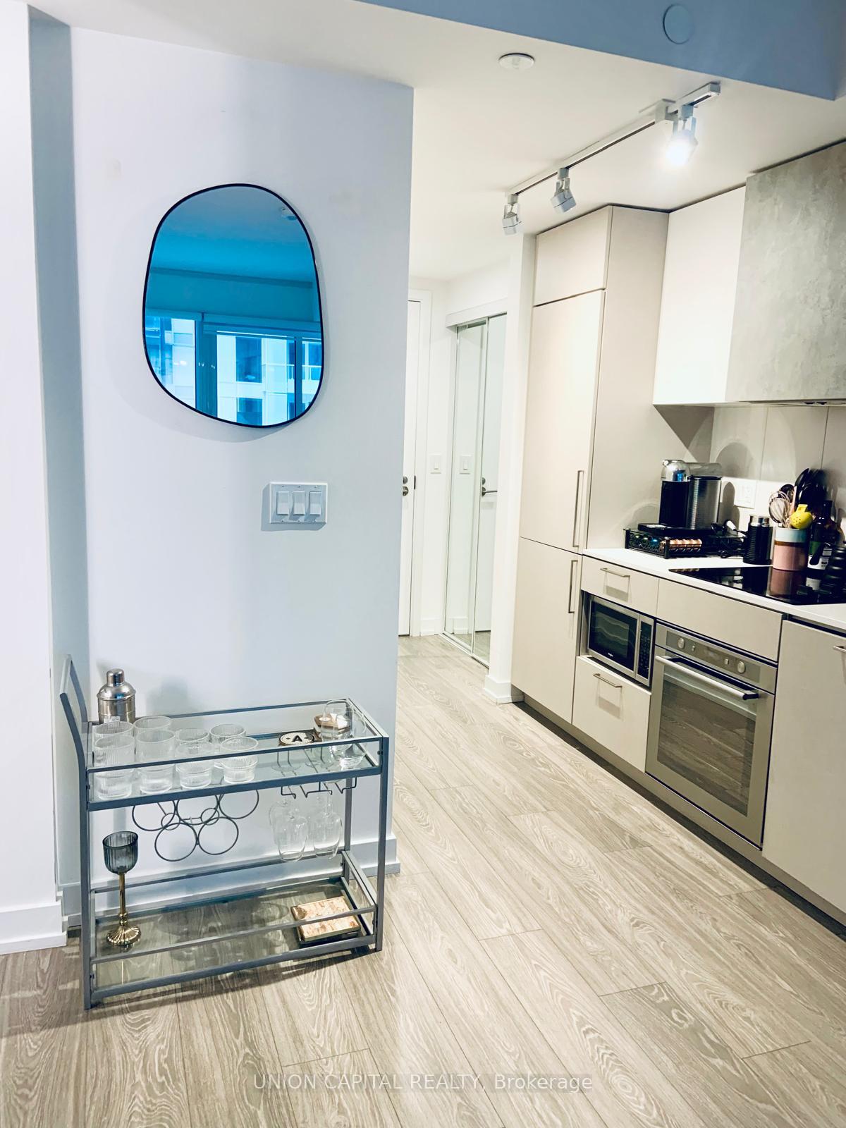 Photo 5 of Unit 905, 19 Western Battery Road, Toronto, Niagara — HOMEH
