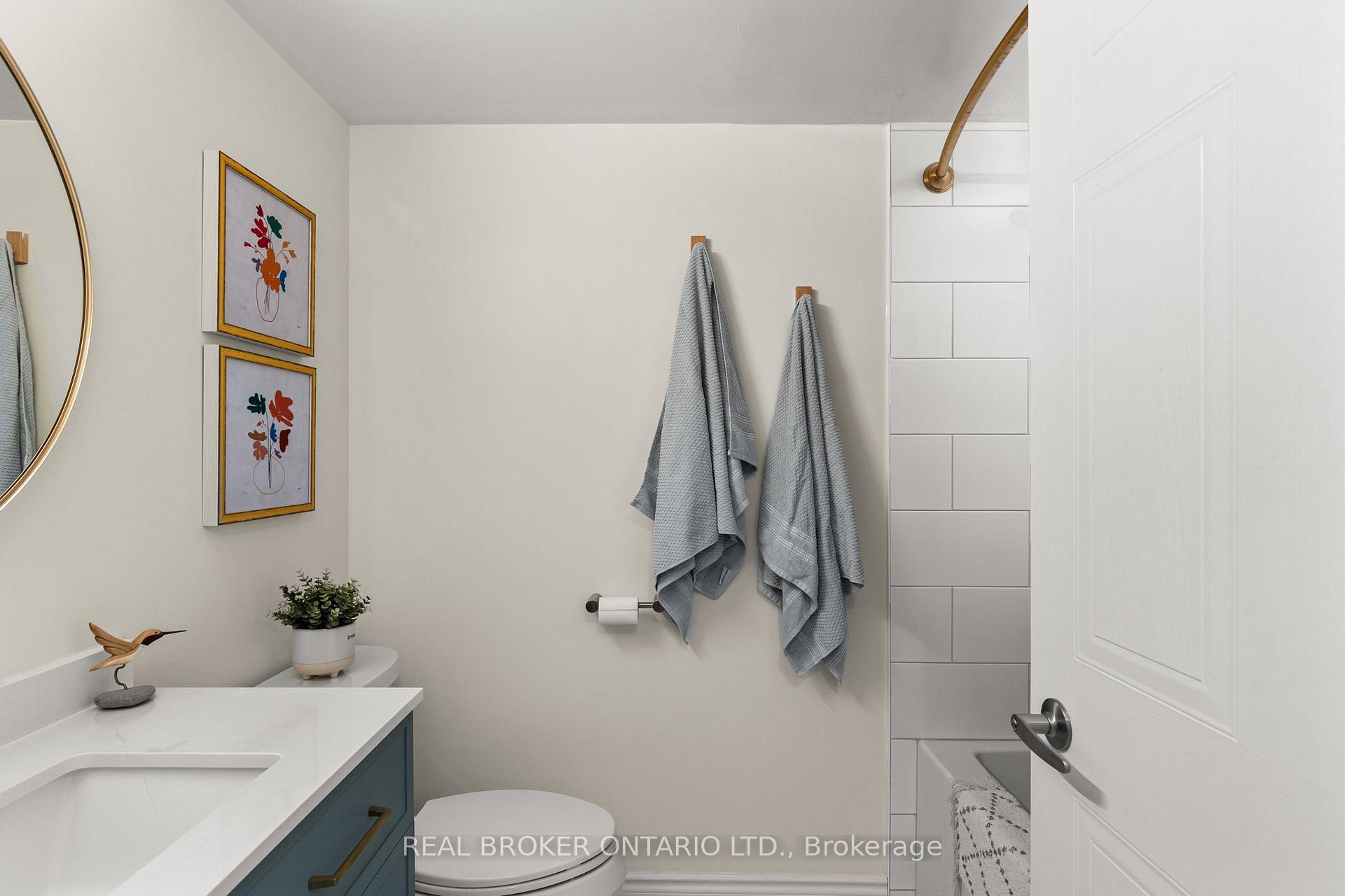 Photo 24 of Unit 504, 140 Dunlop Street E, Barrie, City Centre — HOMEH