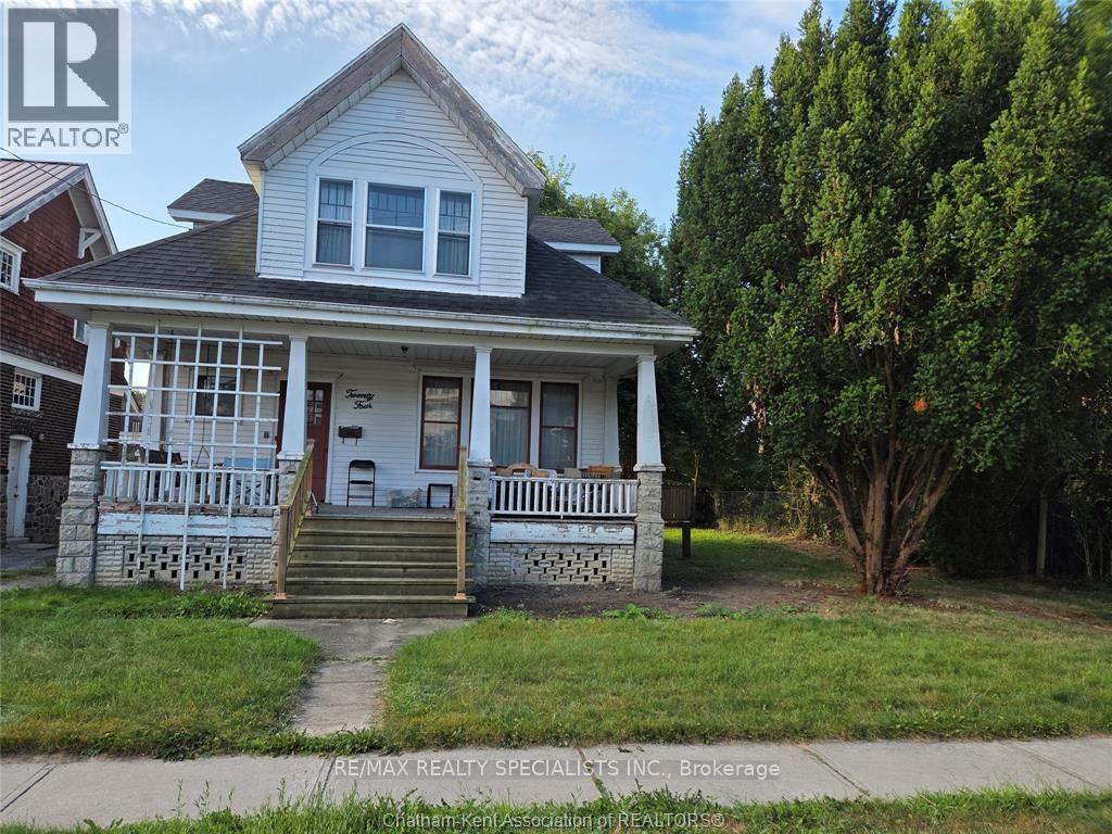 Photo 2 of 24 Stanley Avenue, Chatham-Kent — HOMEH