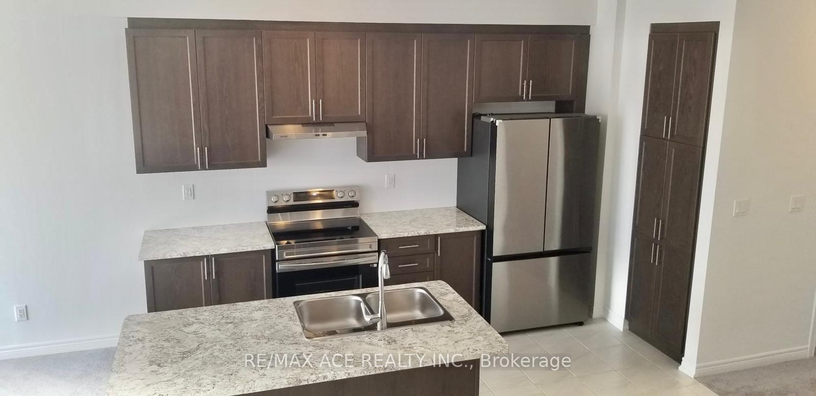 Photo 7 of 2026 Verne Bowen Street, Oshawa, Kedron — HOMEH