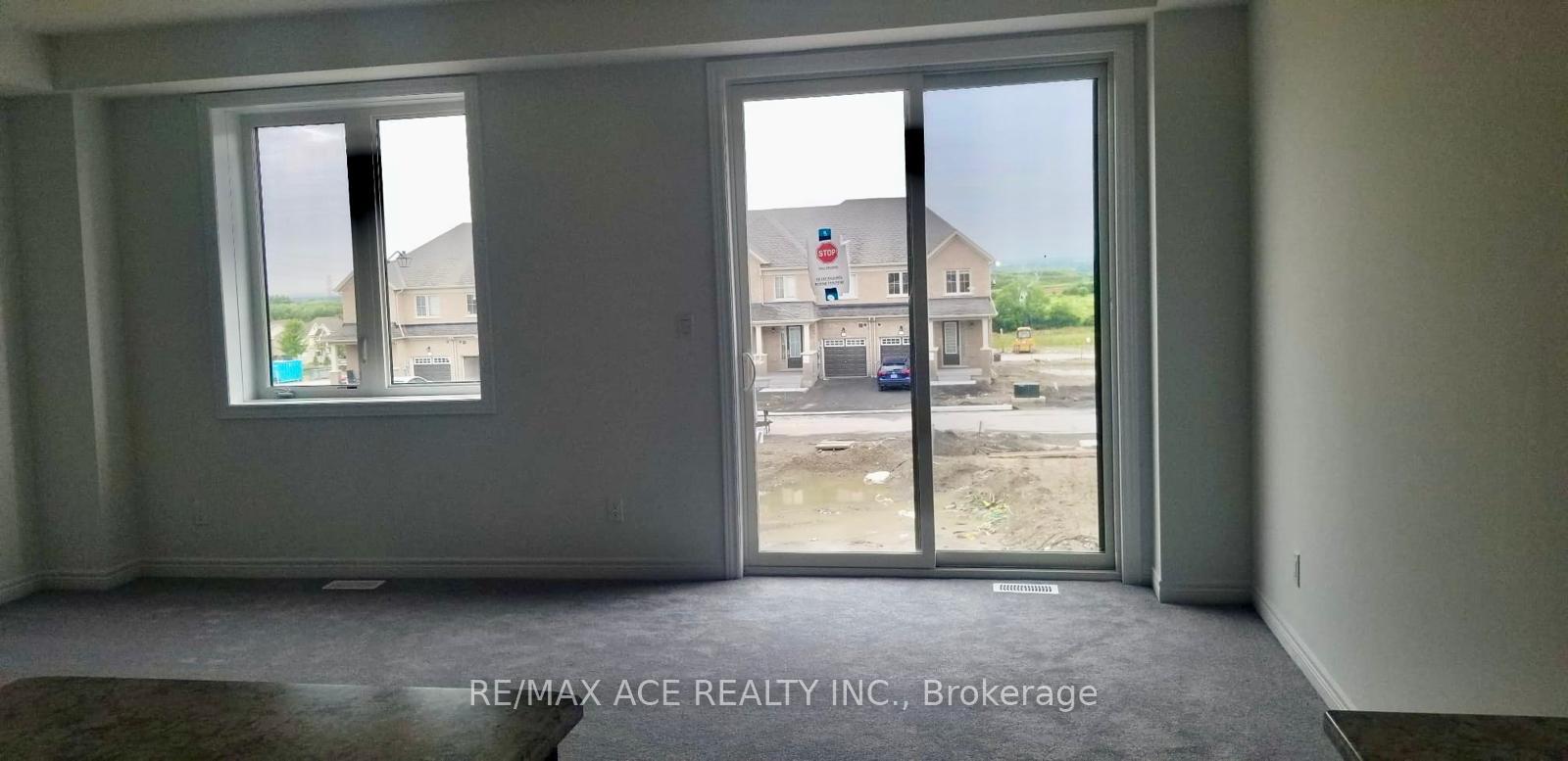 Photo 10 of 2026 Verne Bowen Street, Oshawa, Kedron — HOMEH
