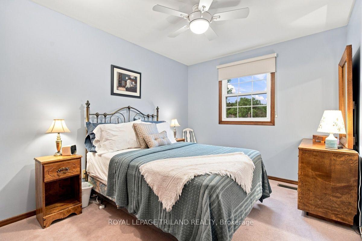 Photo 29 of 7 Glenview Crescent, London, North H — HOMEH