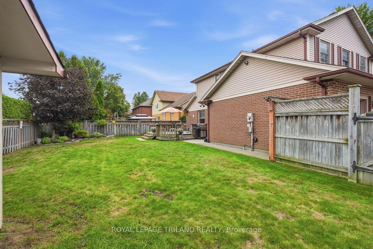 Photo 51 of 7 Glenview Crescent, London, North H — HOMEH