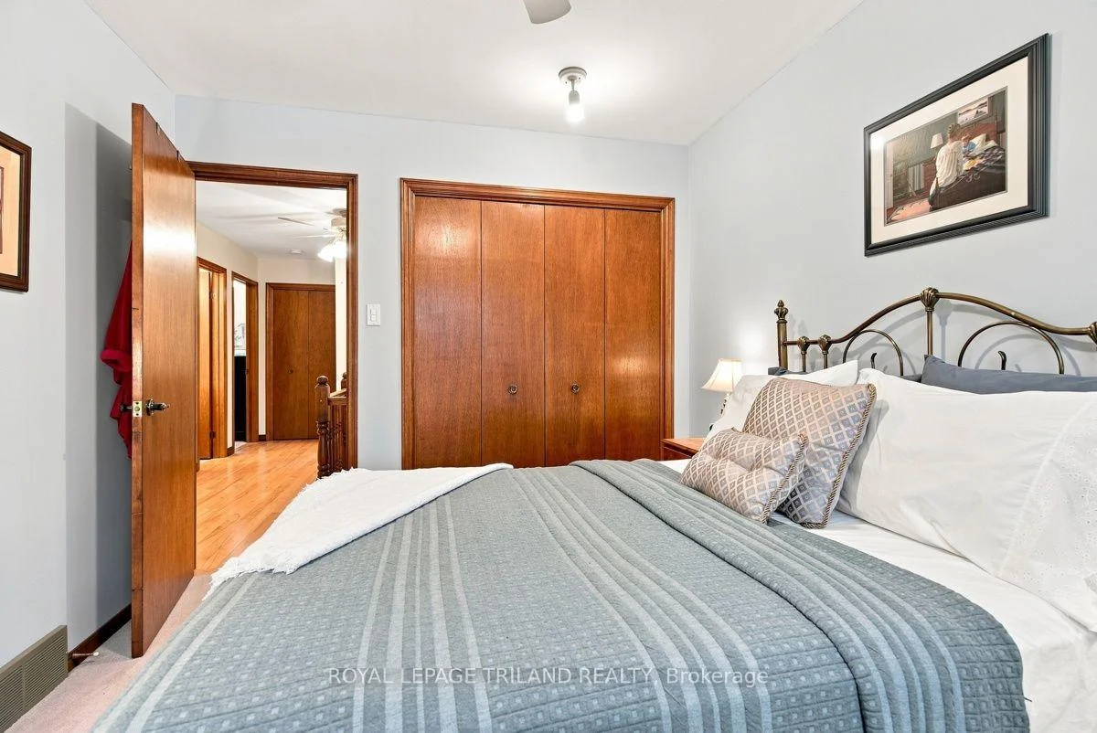 Photo 31 of 7 Glenview Crescent, London, North H — HOMEH