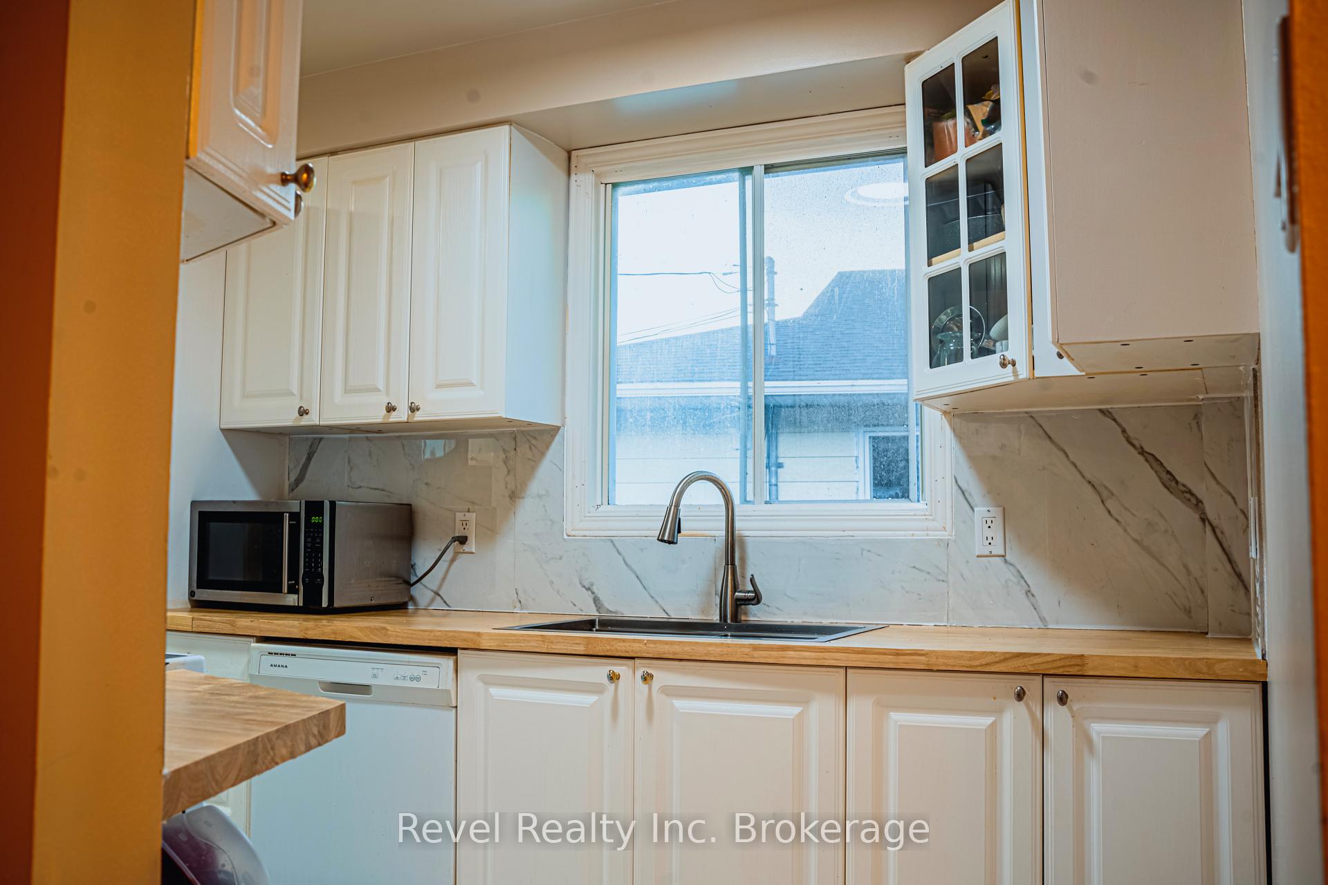 Photo 7 of 60 Sherryl Crescent, North Bay, College Heights — HOMEH