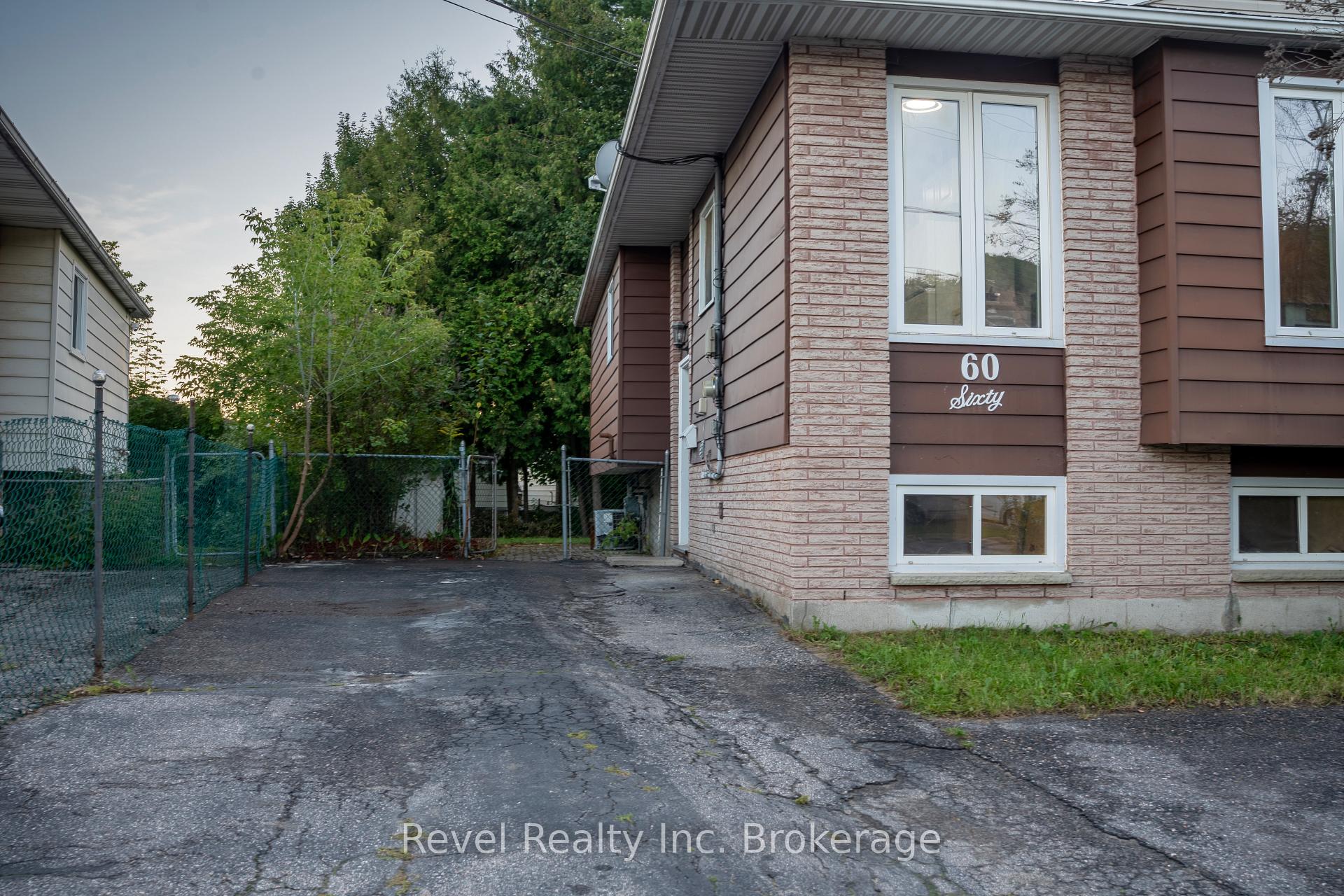 Photo 27 of 60 Sherryl Crescent, North Bay, College Heights — HOMEH