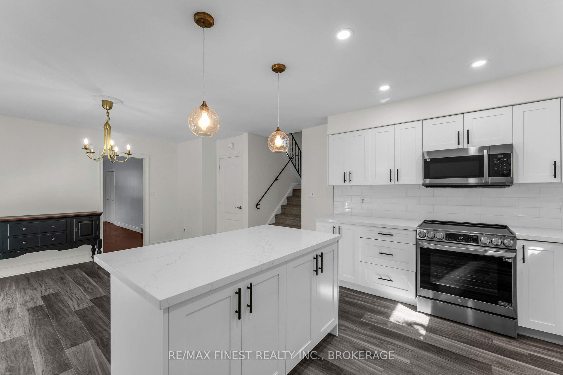 Photo 13 of 60 Sherwood Drive, Kingston, West of Sir John A. Blvd — HOMEH