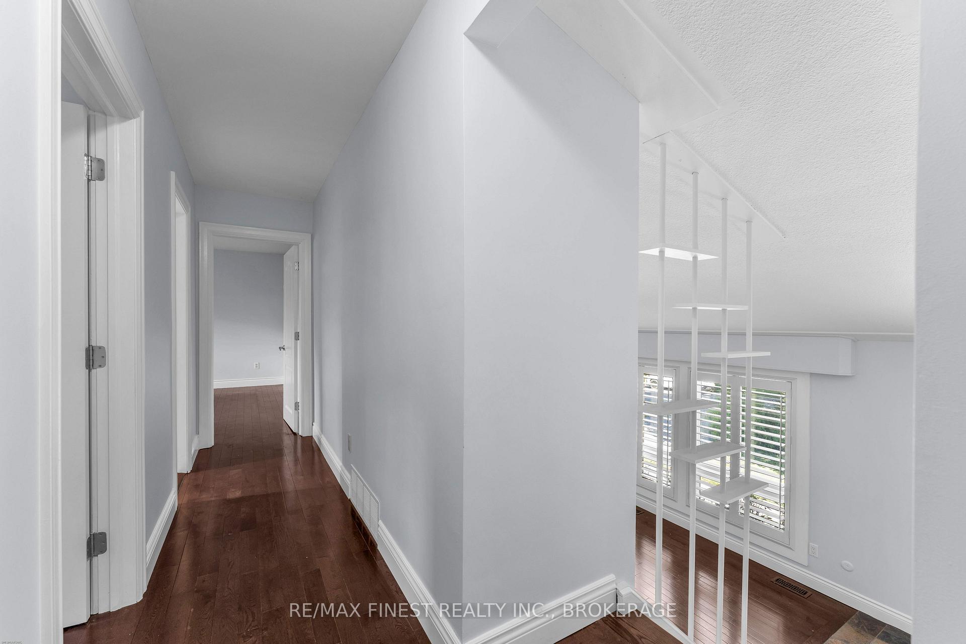 Photo 19 of 60 Sherwood Drive, Kingston, West of Sir John A. Blvd — HOMEH