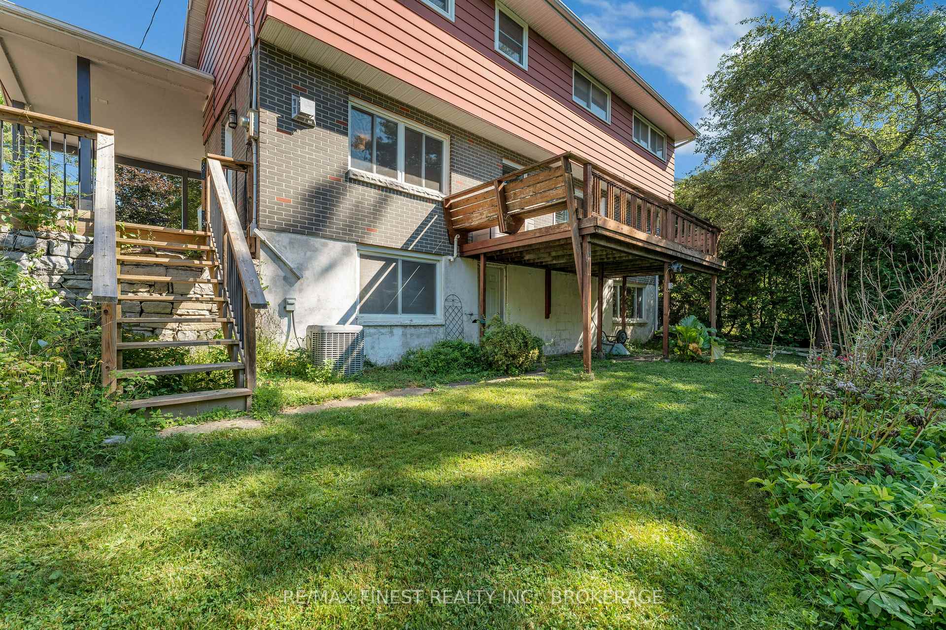 Photo 35 of 60 Sherwood Drive, Kingston, West of Sir John A. Blvd — HOMEH