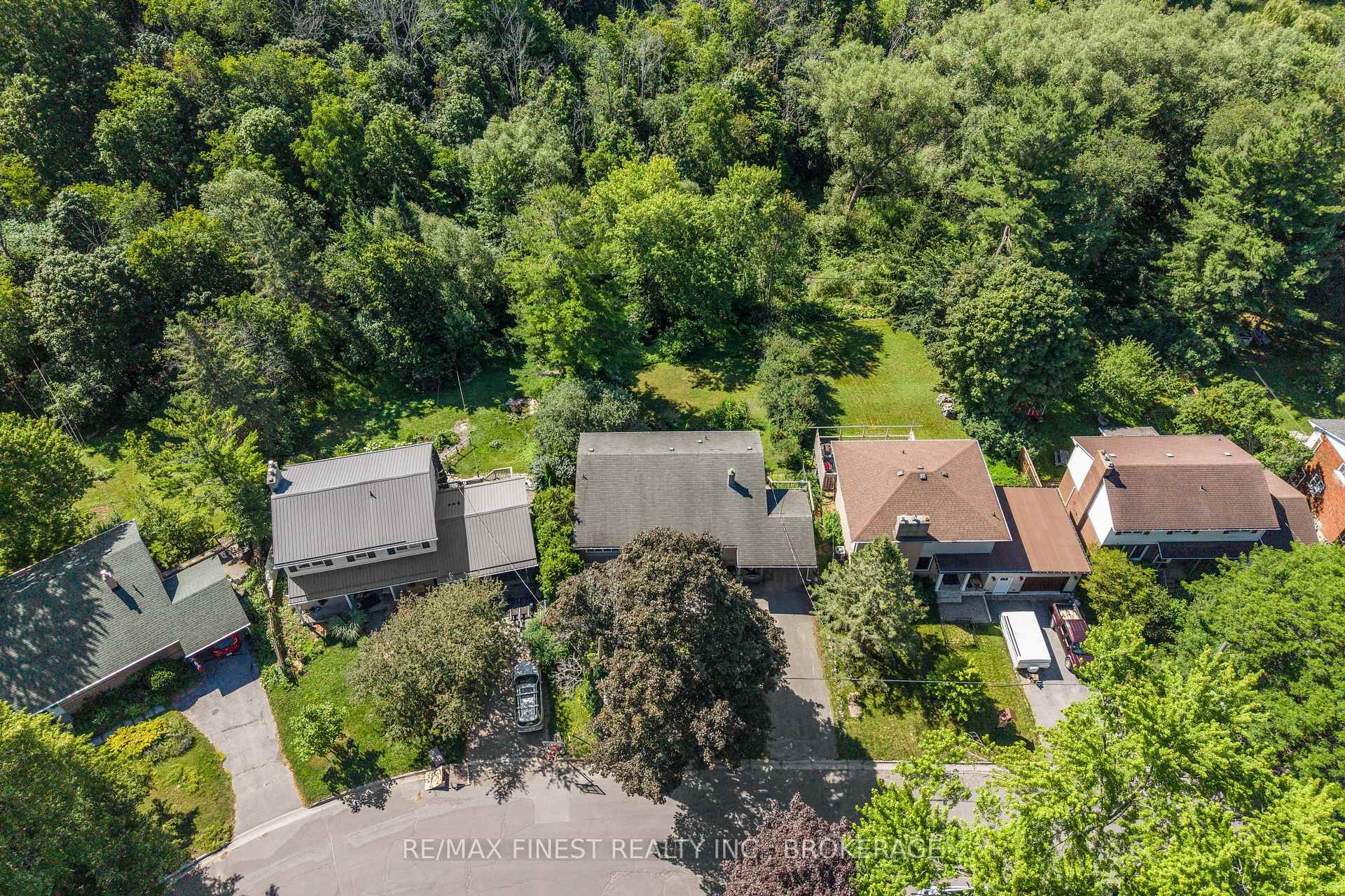 Photo 43 of 60 Sherwood Drive, Kingston, West of Sir John A. Blvd — HOMEH
