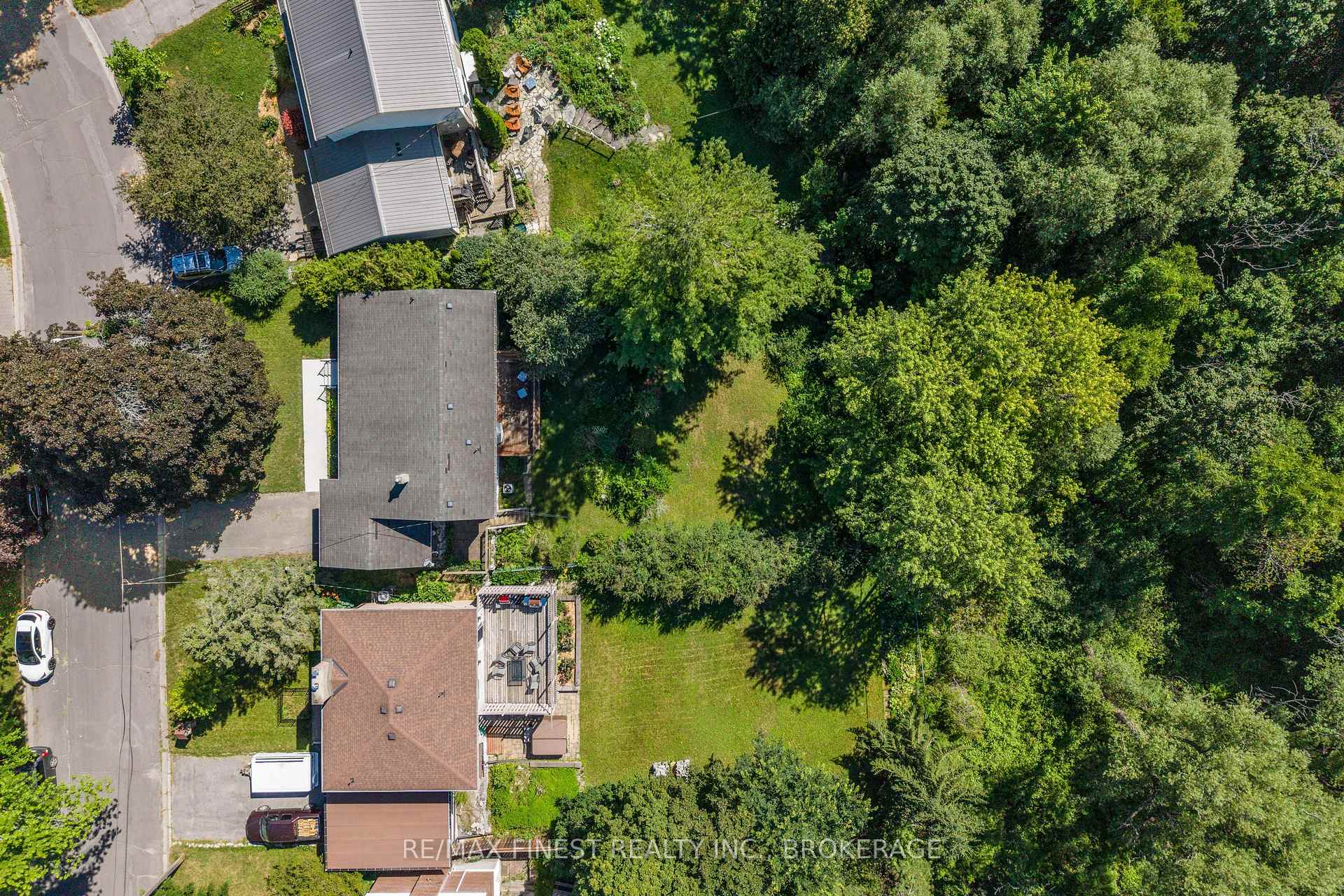 Photo 45 of 60 Sherwood Drive, Kingston, West of Sir John A. Blvd — HOMEH