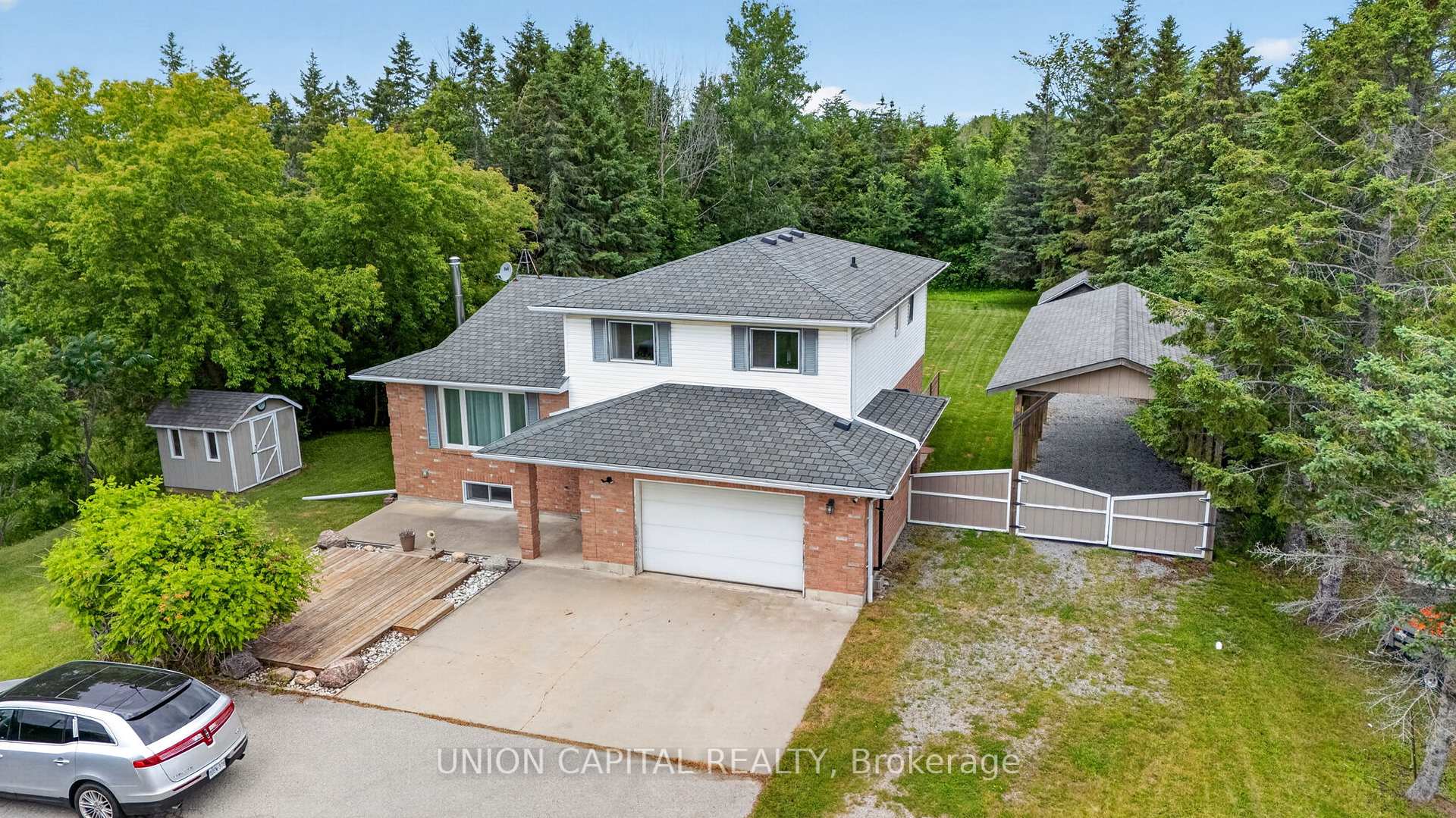 Photo 6 of 3132 Ravenshoe Road, Georgina, Belhaven — HOMEH
