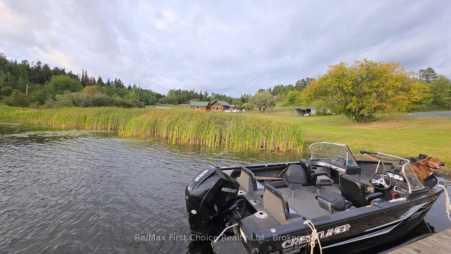 Photo 8 of 812 Essex Road E, Kenora, Kenora Northeast — HOMEH