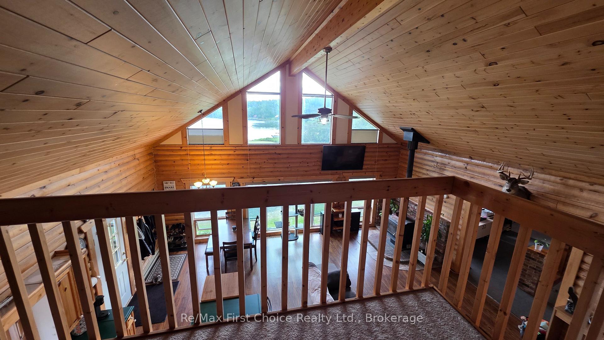 Photo 13 of 812 Essex Road E, Kenora, Kenora Northeast — HOMEH