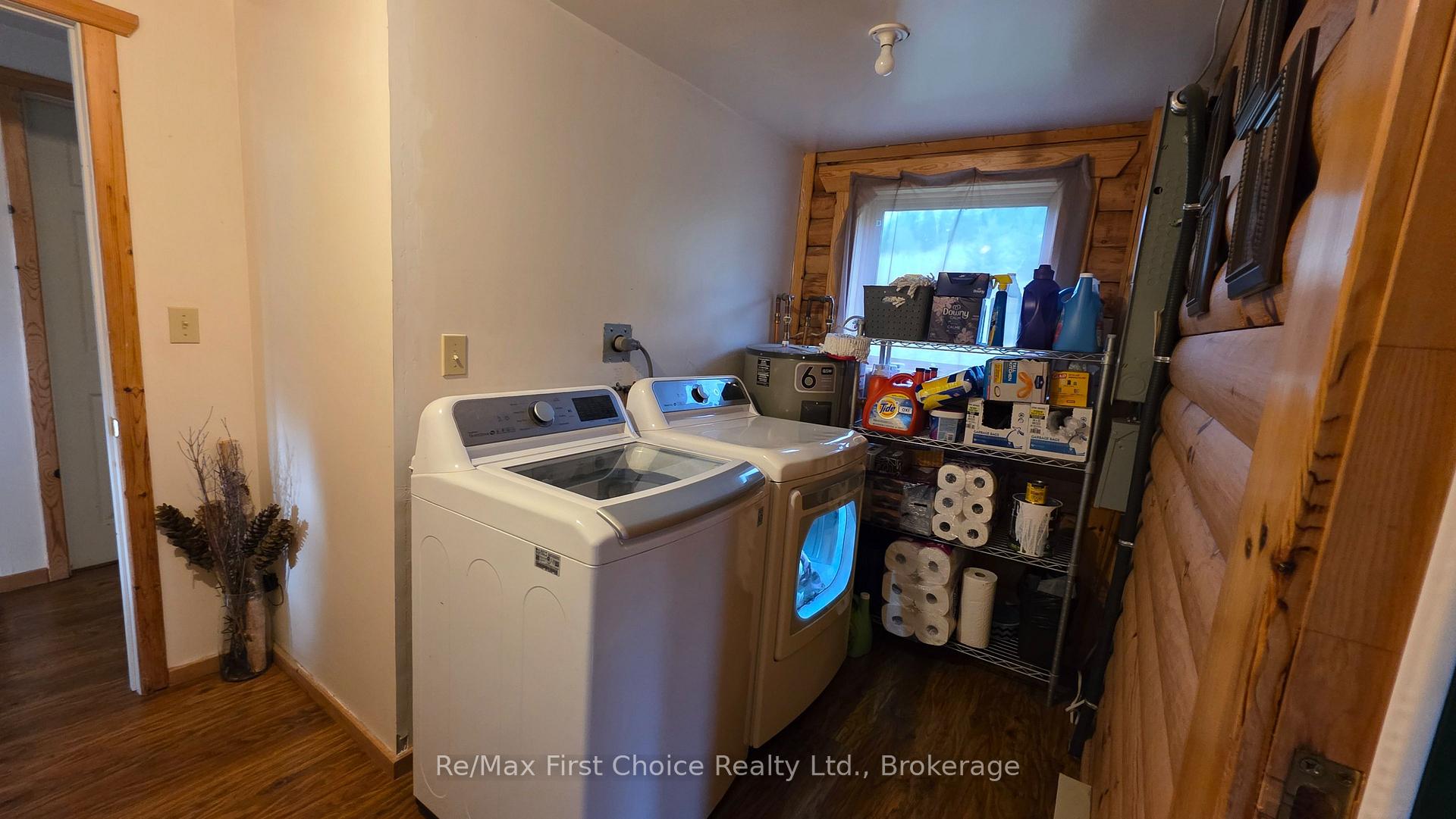 Photo 23 of 812 Essex Road E, Kenora, Kenora Northeast — HOMEH
