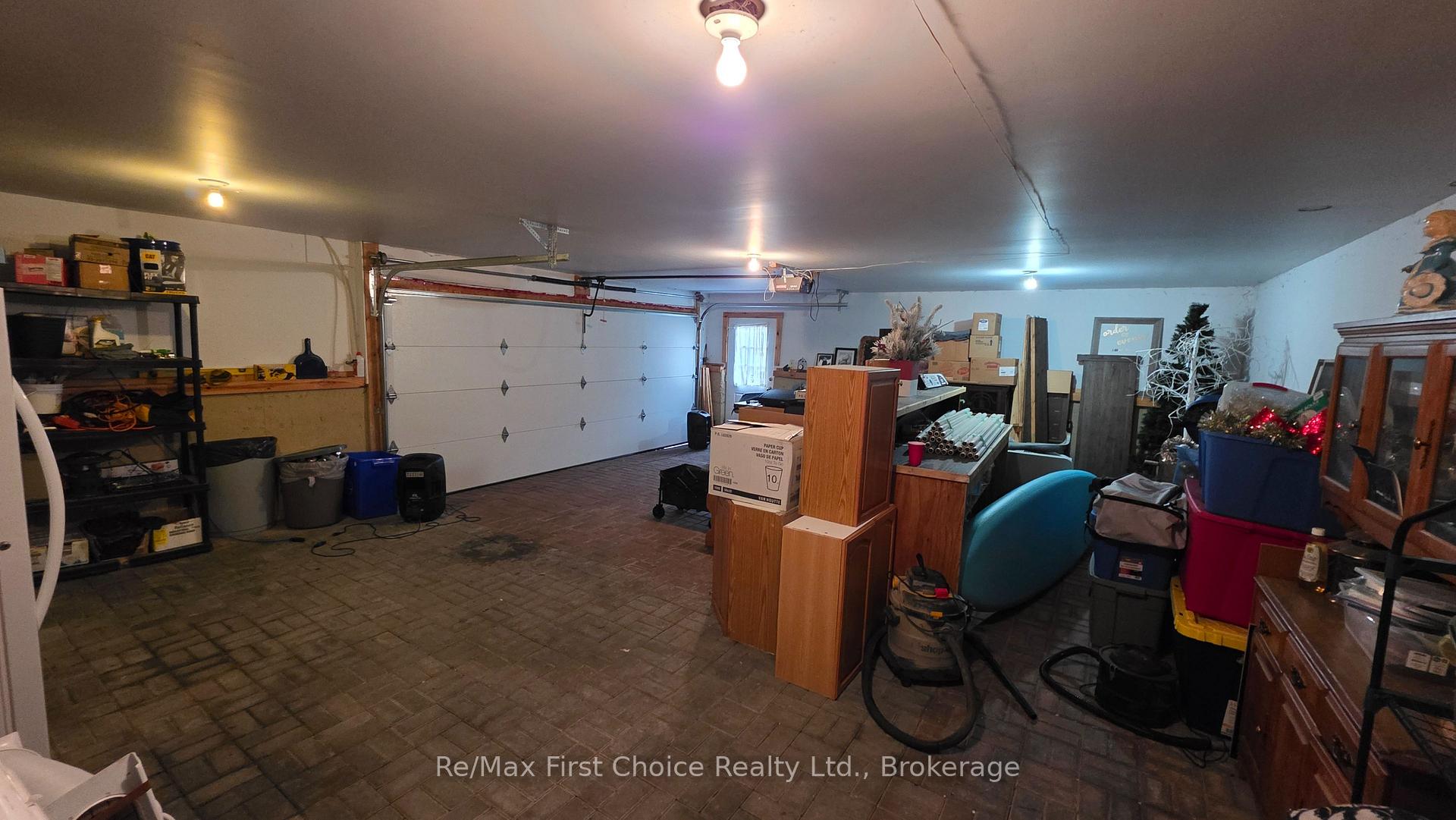 Photo 40 of 812 Essex Road E, Kenora, Kenora Northeast — HOMEH