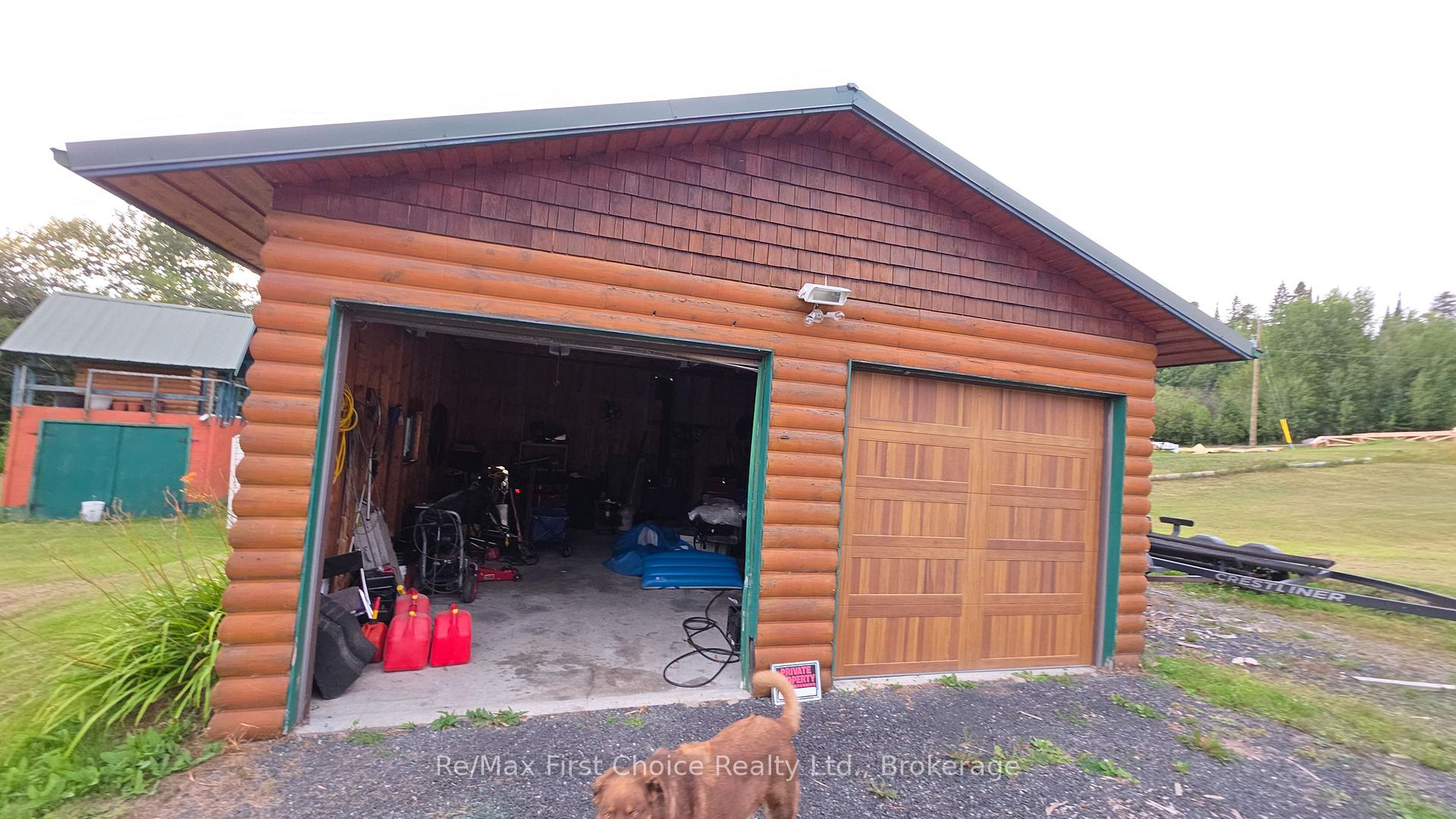 Photo 41 of 812 Essex Road E, Kenora, Kenora Northeast — HOMEH