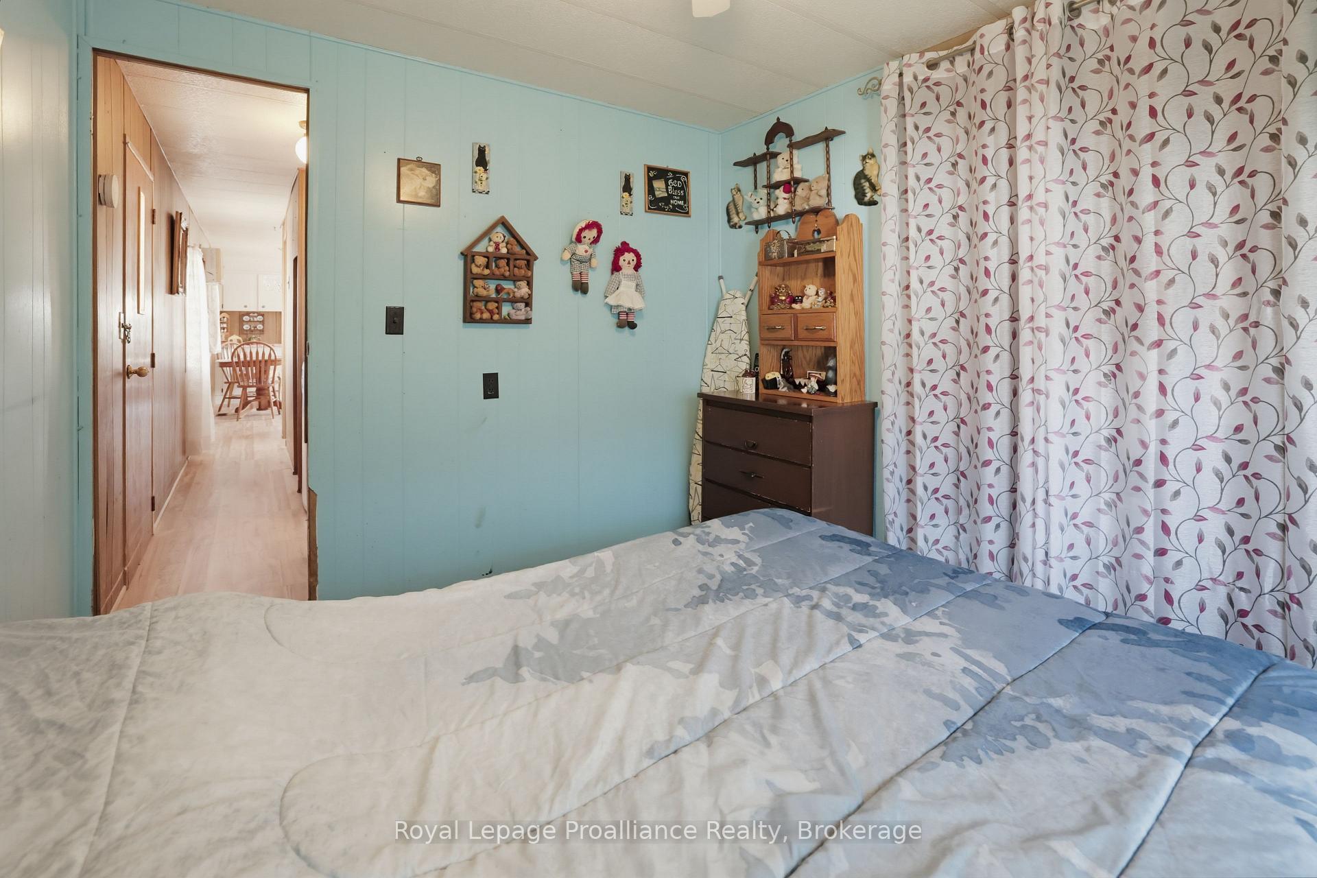 Photo 17 of 5 Kenneth Boulevard, Quinte West, Sidney Ward — HOMEH