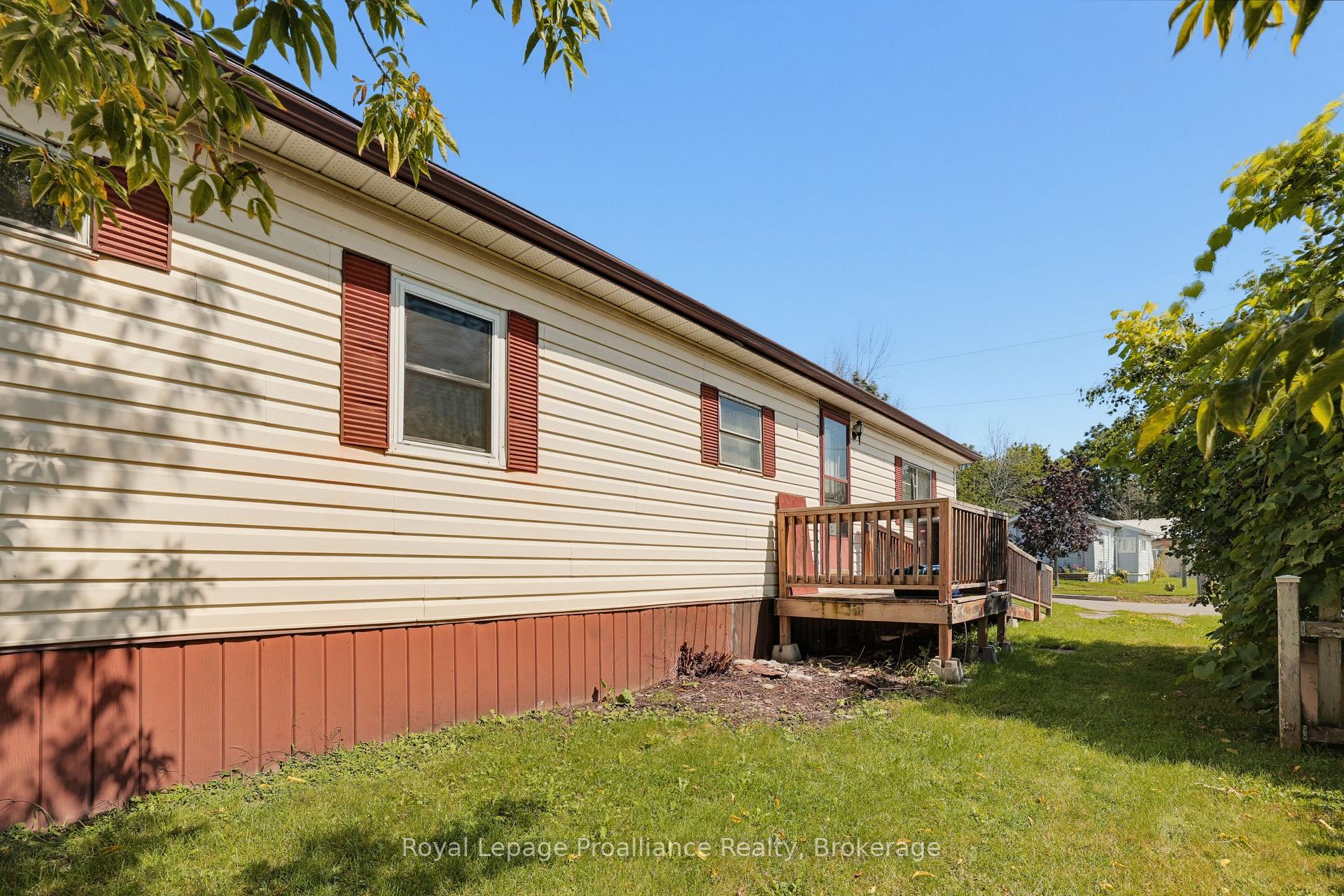 Photo 29 of 5 Kenneth Boulevard, Quinte West, Sidney Ward — HOMEH