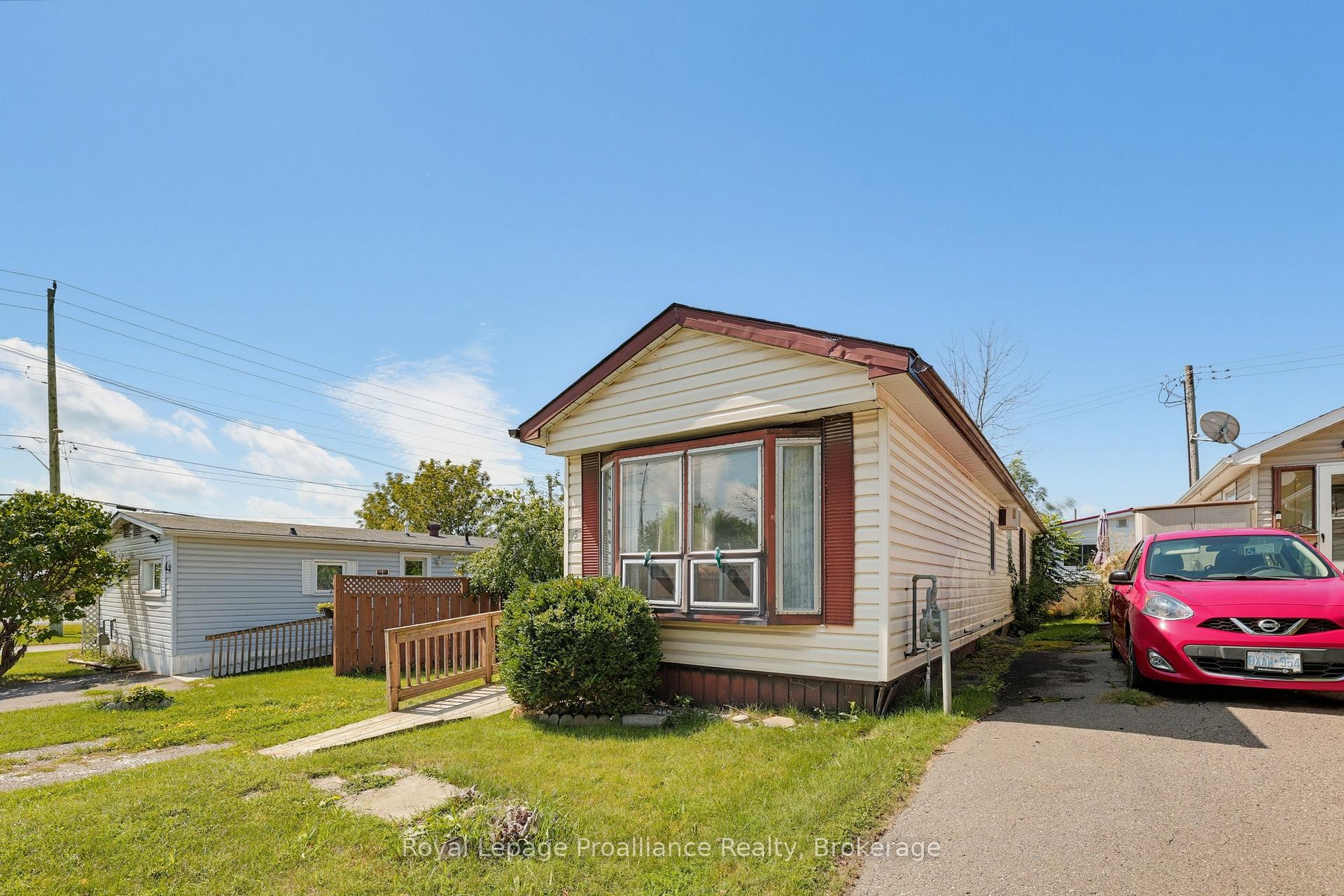 Photo 30 of 5 Kenneth Boulevard, Quinte West, Sidney Ward — HOMEH