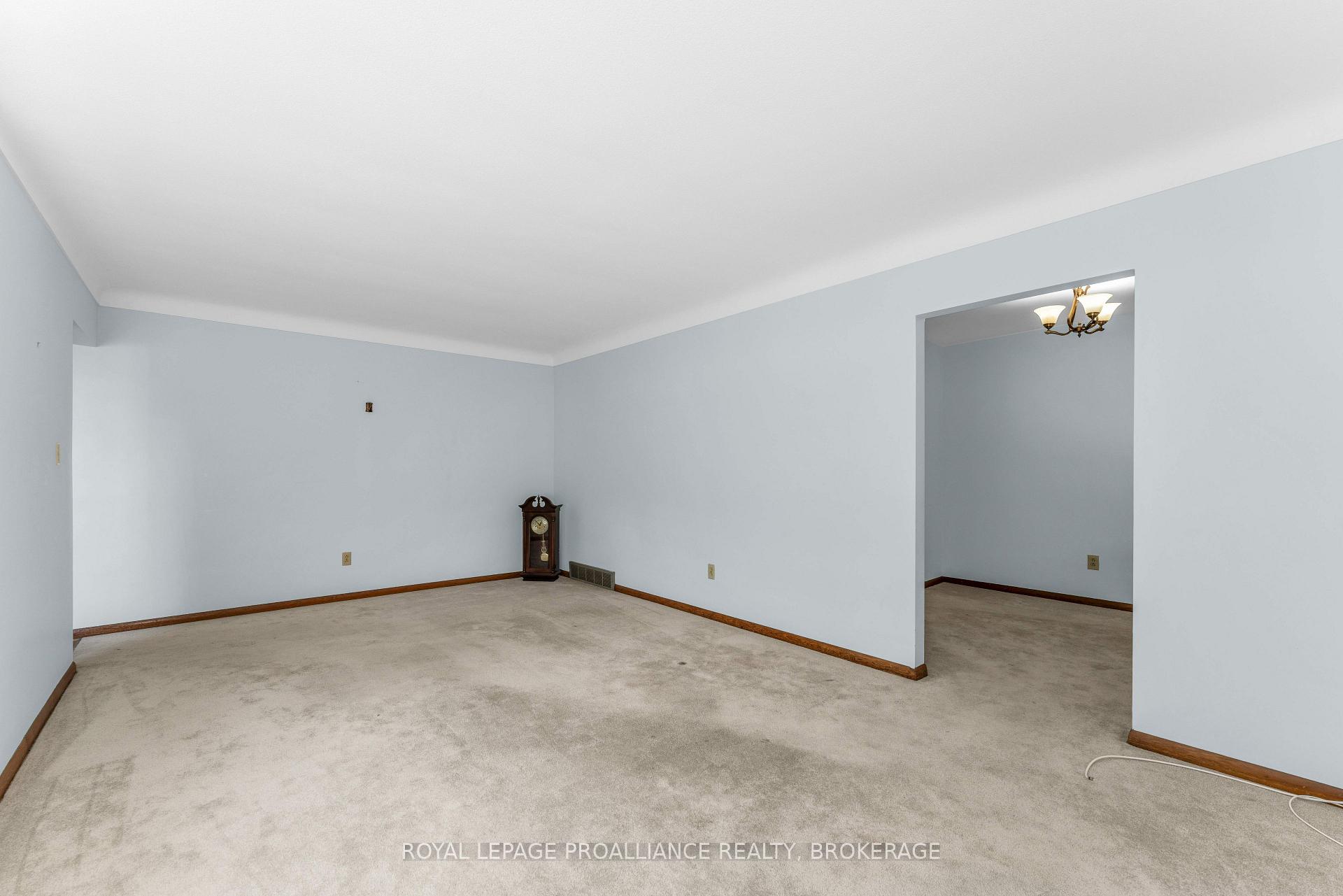 Photo 9 of 421 Windward Place, Kingston, City SouthWest — HOMEH