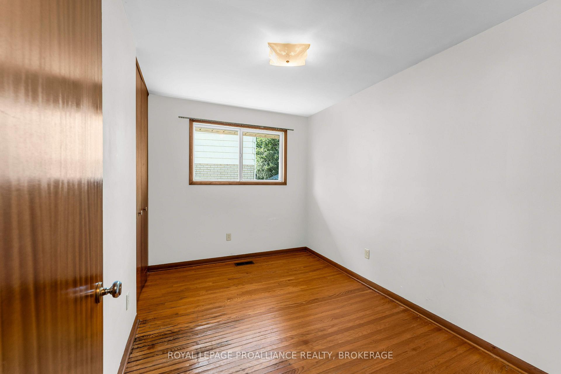 Photo 23 of 421 Windward Place, Kingston, City SouthWest — HOMEH