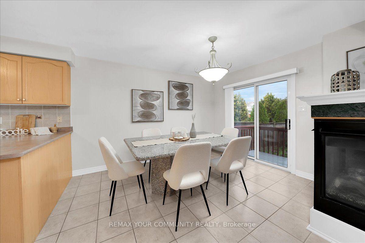Photo 14 of 129 Colombo Crescent, Vaughan, Maple — HOMEH