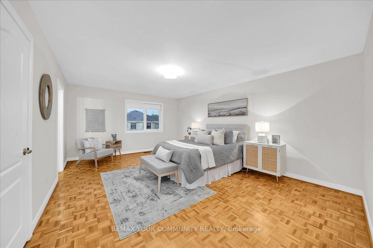 Photo 27 of 129 Colombo Crescent, Vaughan, Maple — HOMEH