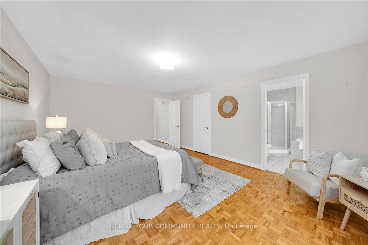 Photo 28 of 129 Colombo Crescent, Vaughan, Maple — HOMEH
