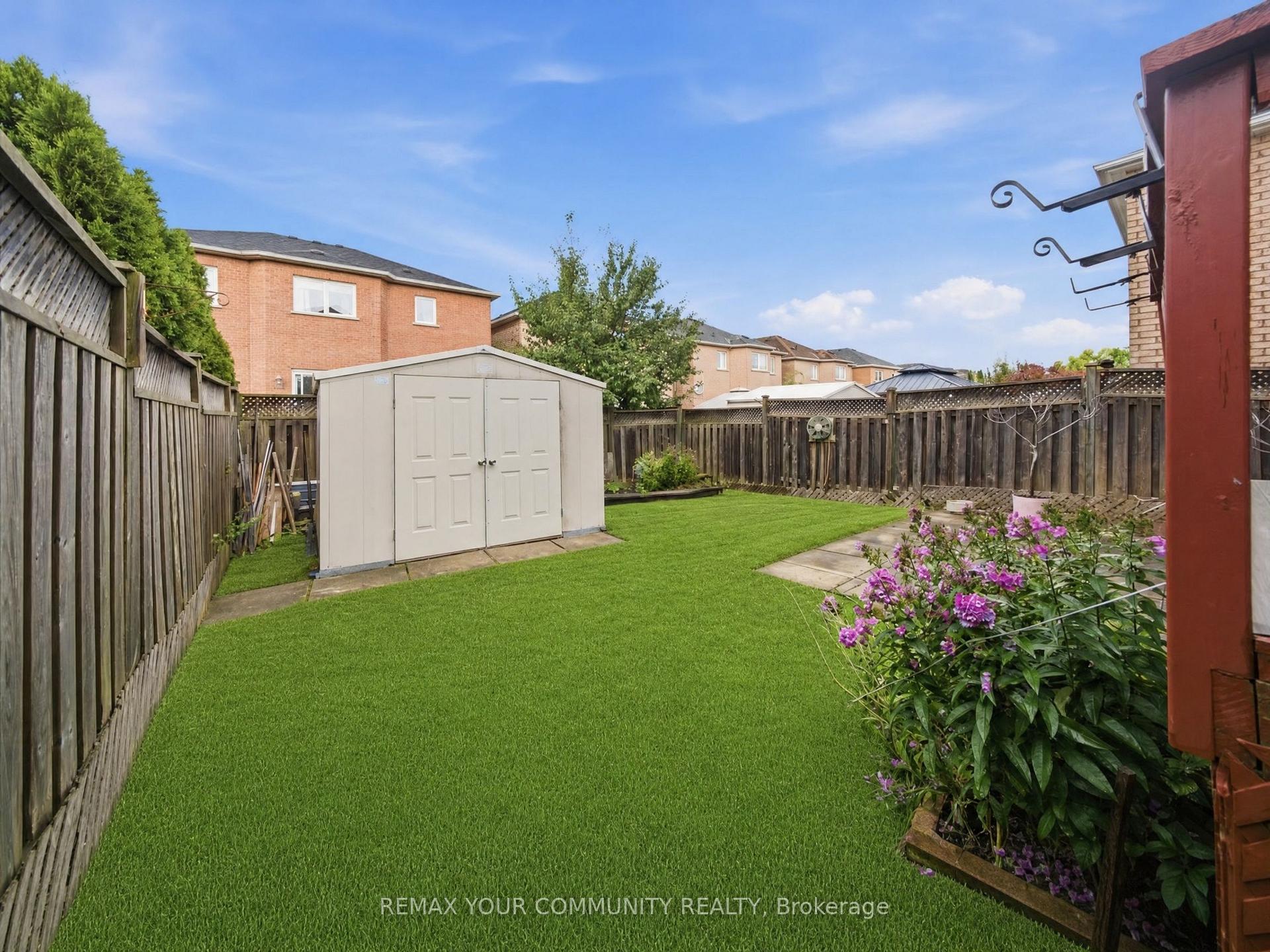 Photo 41 of 129 Colombo Crescent, Vaughan, Maple — HOMEH