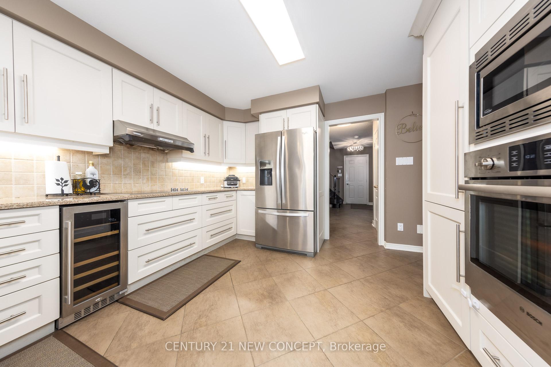 Photo 5 of Unit 25, 1905 Broad Hollow Gate, Mississauga, Erin Mills — HOMEH