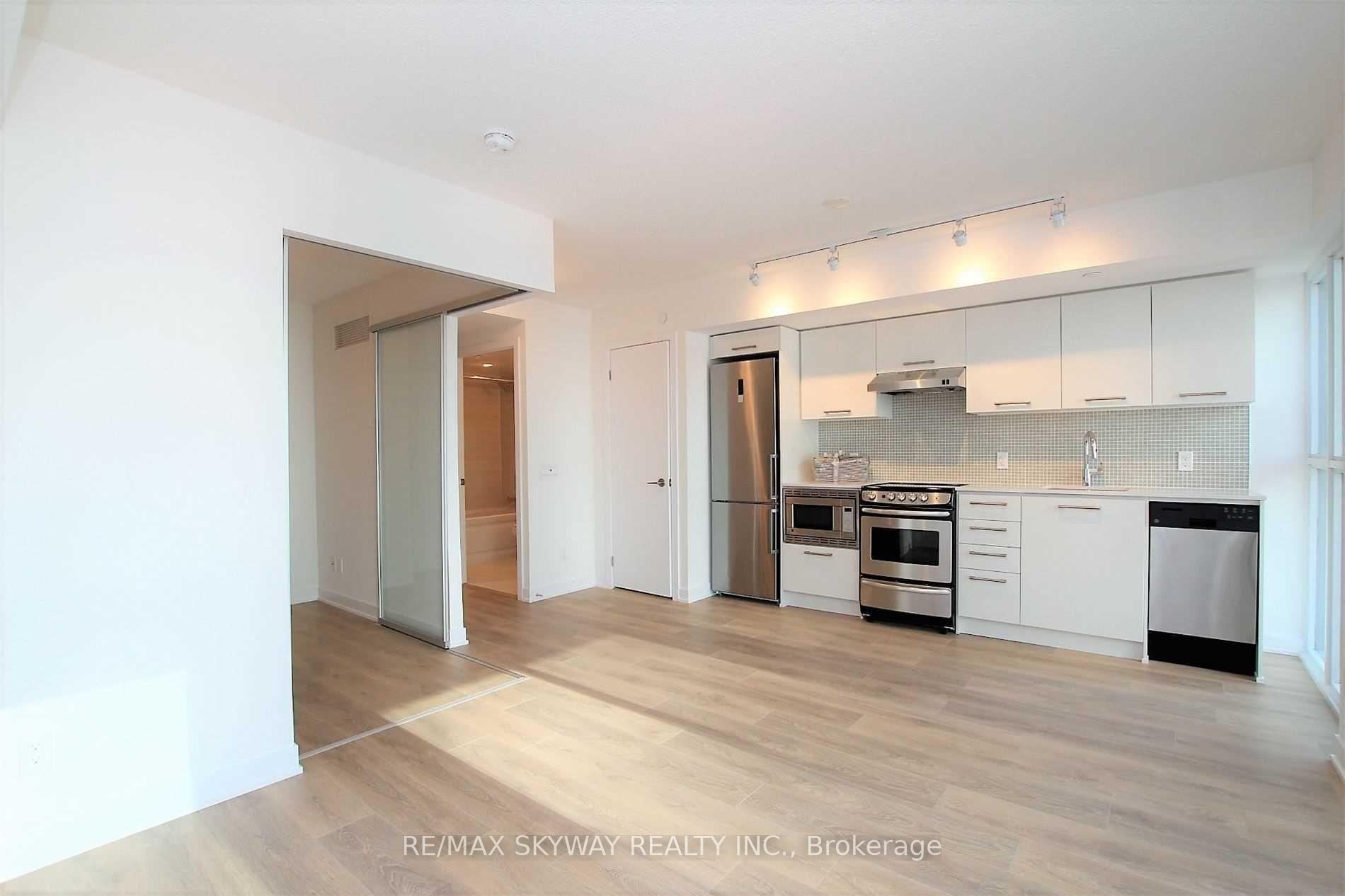 Photo 2 of Unit 615, 87 Peter Street, Toronto, Waterfront Communities — HOMEH