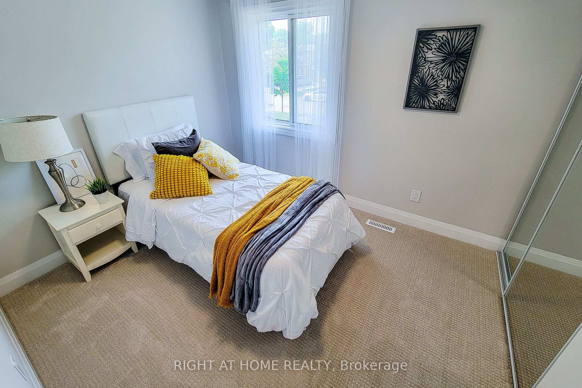 Photo 19 of 3574 Autumnleaf Crescent, Mississauga, Erin Mills — HOMEH