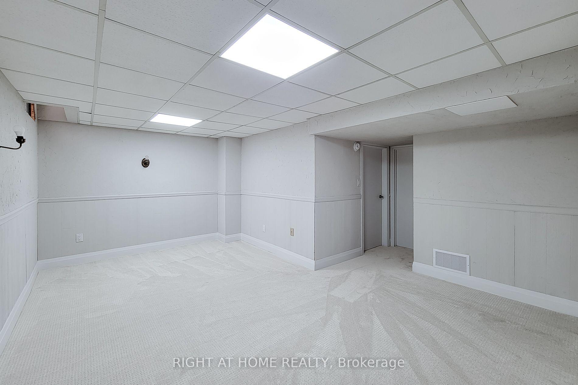 Photo 23 of 3574 Autumnleaf Crescent, Mississauga, Erin Mills — HOMEH