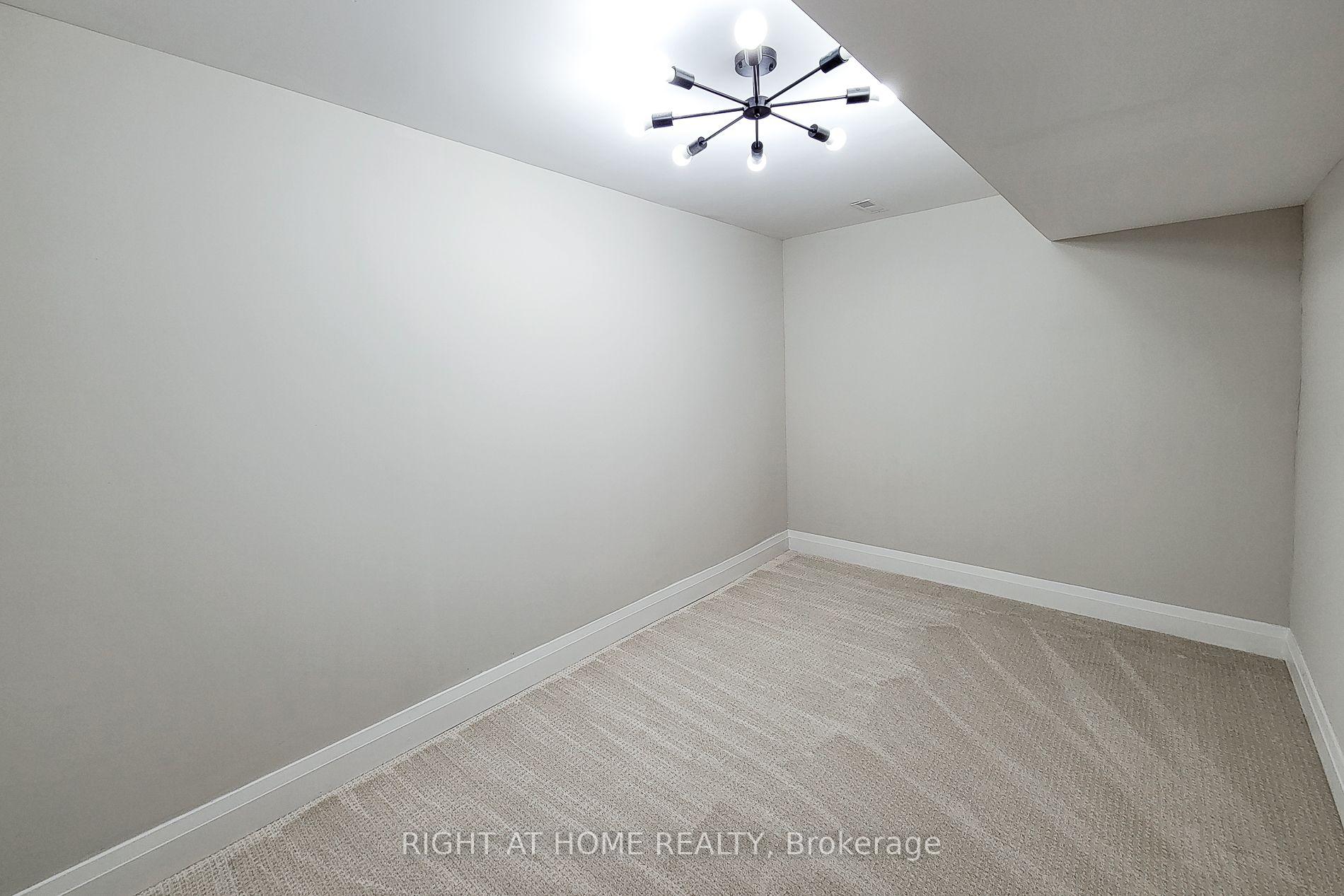 Photo 26 of 3574 Autumnleaf Crescent, Mississauga, Erin Mills — HOMEH