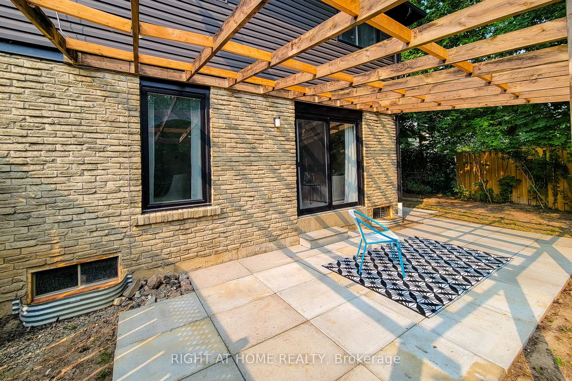 Photo 30 of 3574 Autumnleaf Crescent, Mississauga, Erin Mills — HOMEH