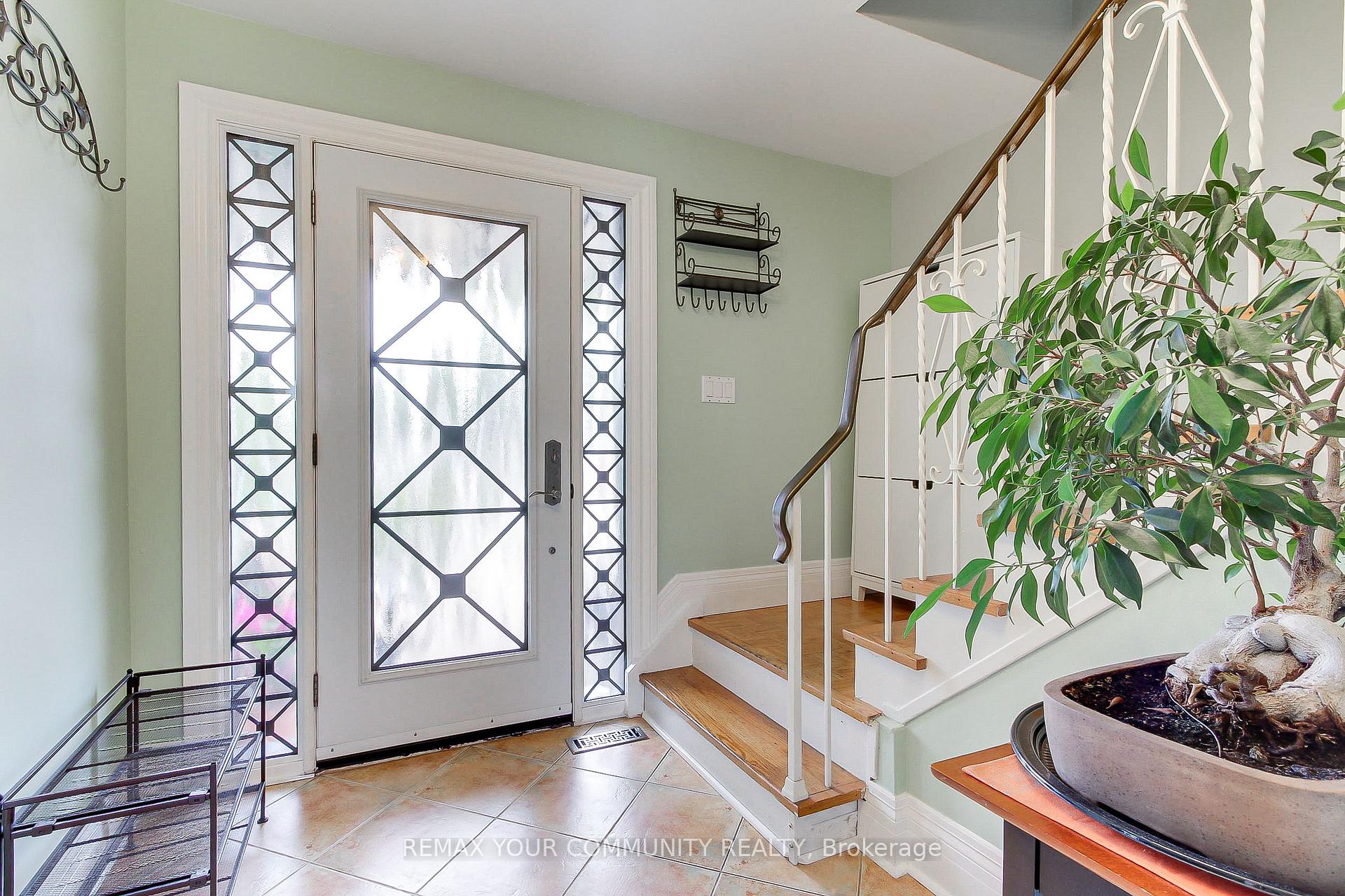 Photo 6 of 4229 Brandon Gate Drive, Mississauga, Malton — HOMEH