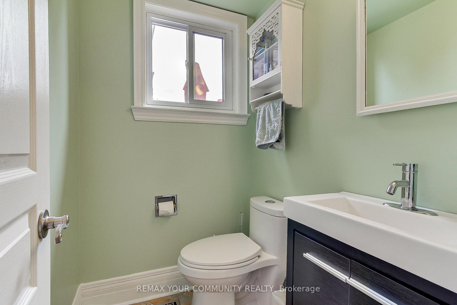 Photo 17 of 4229 Brandon Gate Drive, Mississauga, Malton — HOMEH