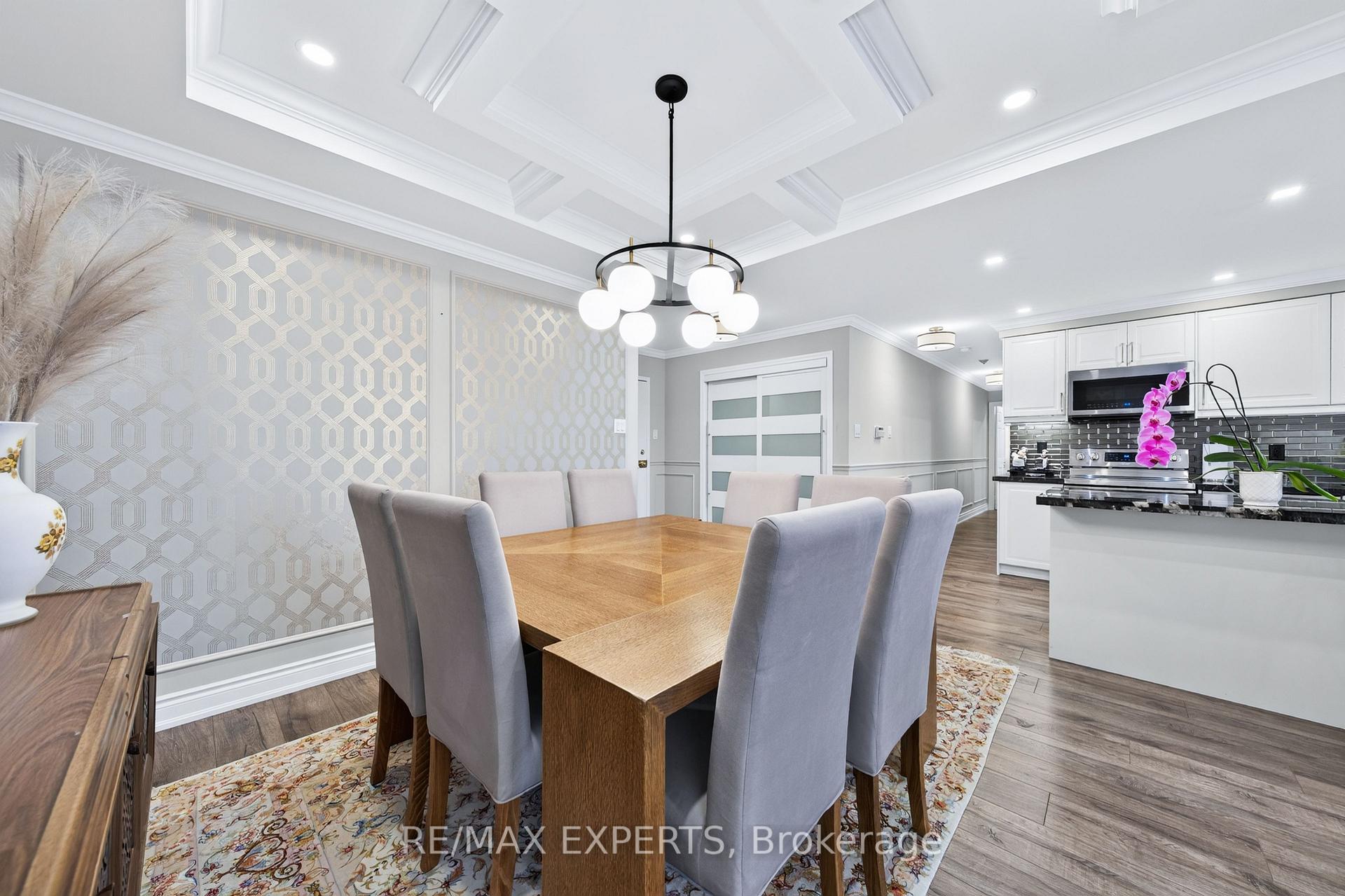 Photo 9 of Unit Ph01, 30 Harding Boulevard W, Richmond Hill, North Richvale — HOMEH