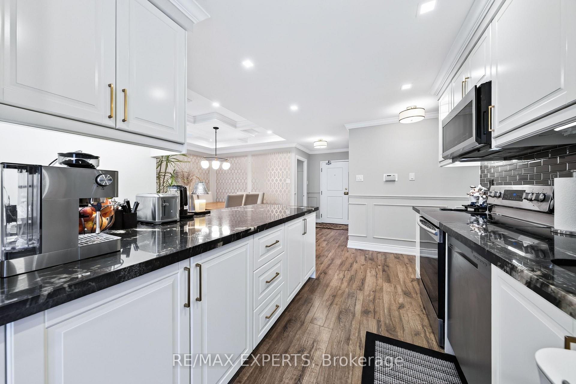 Photo 19 of Unit Ph01, 30 Harding Boulevard W, Richmond Hill, North Richvale — HOMEH