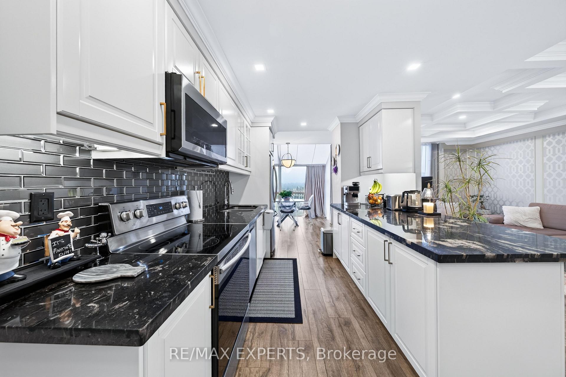 Photo 20 of Unit Ph01, 30 Harding Boulevard W, Richmond Hill, North Richvale — HOMEH