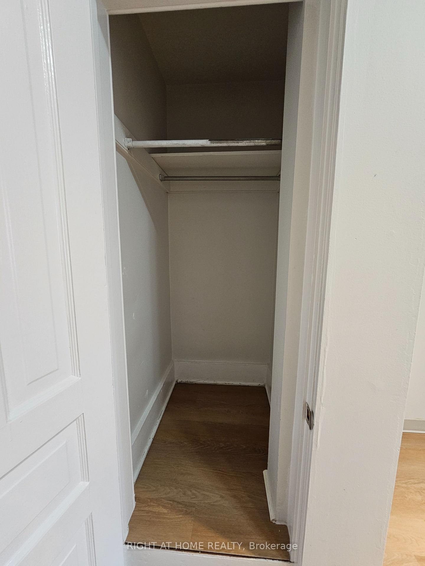 Photo 13 of Unit 6, 516 Yonge Street, Toronto, Church-Yonge Corridor — HOMEH