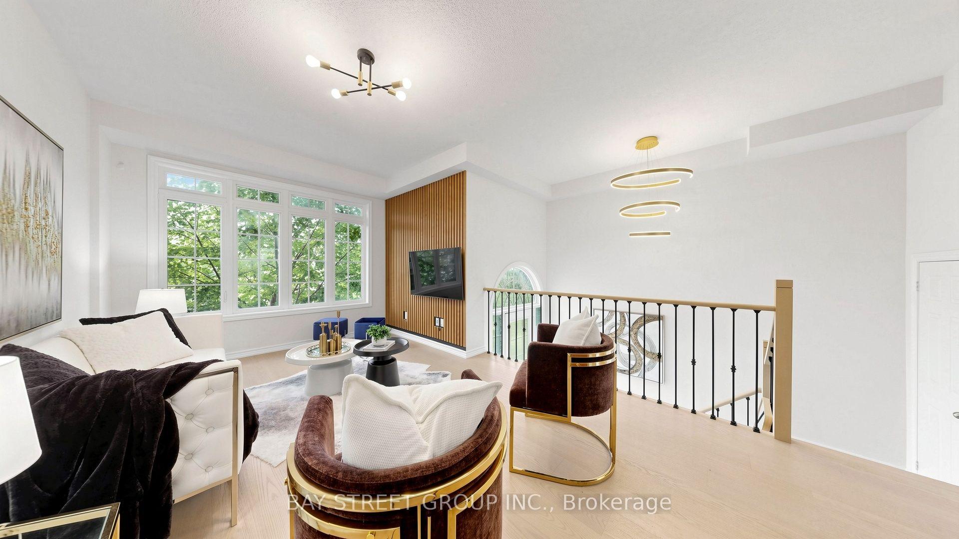 Photo 4 of 35 Sharbot Lane, Markham, Greensborough — HOMEH