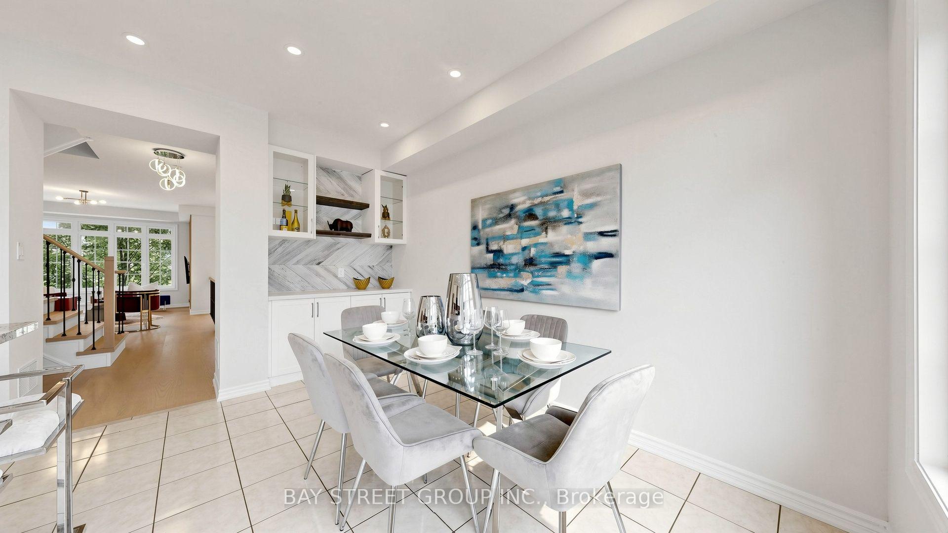 Photo 13 of 35 Sharbot Lane, Markham, Greensborough — HOMEH