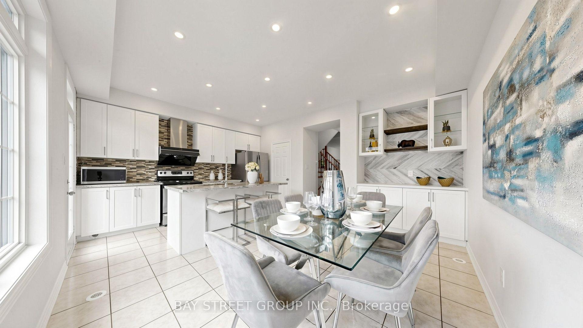 Photo 14 of 35 Sharbot Lane, Markham, Greensborough — HOMEH