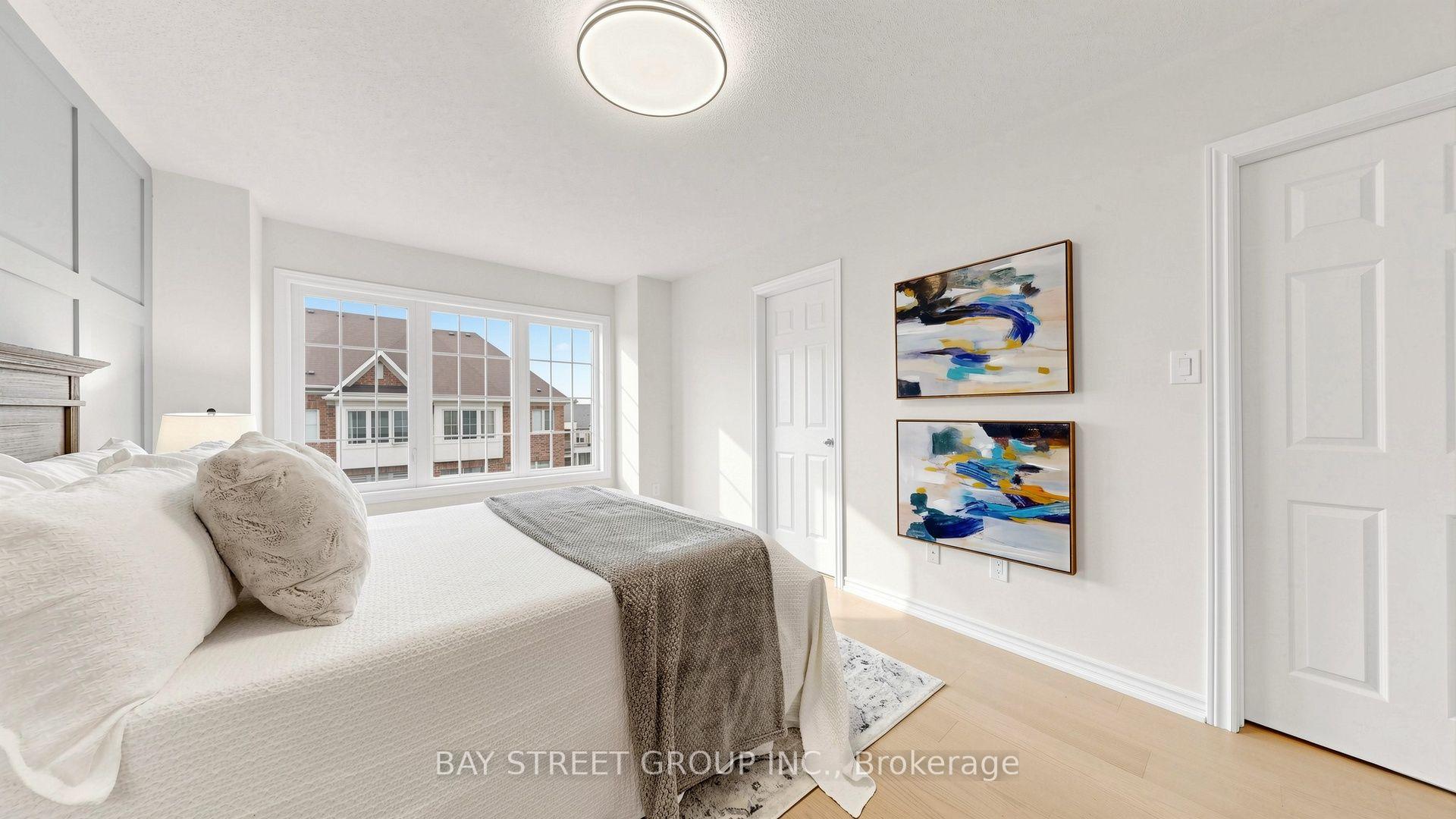 Photo 22 of 35 Sharbot Lane, Markham, Greensborough — HOMEH