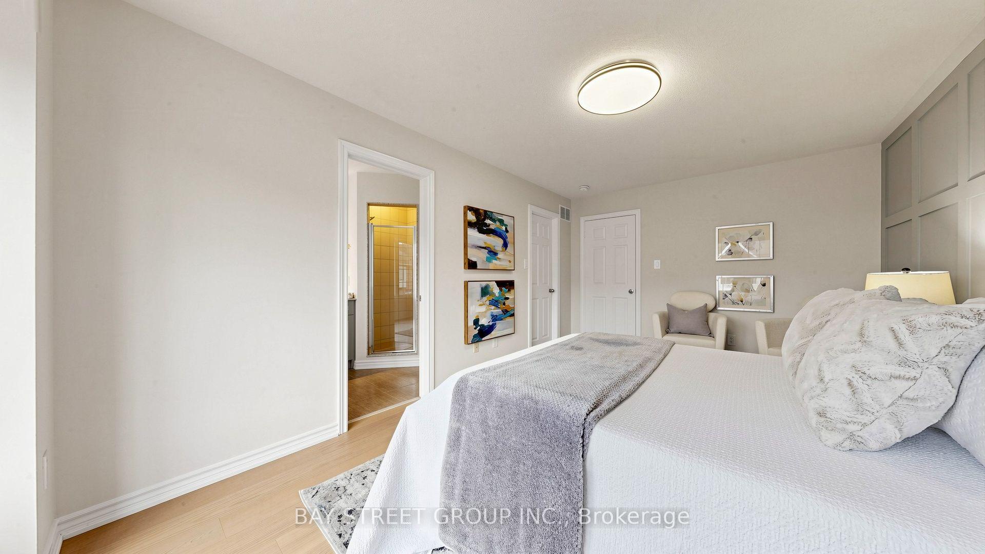 Photo 24 of 35 Sharbot Lane, Markham, Greensborough — HOMEH