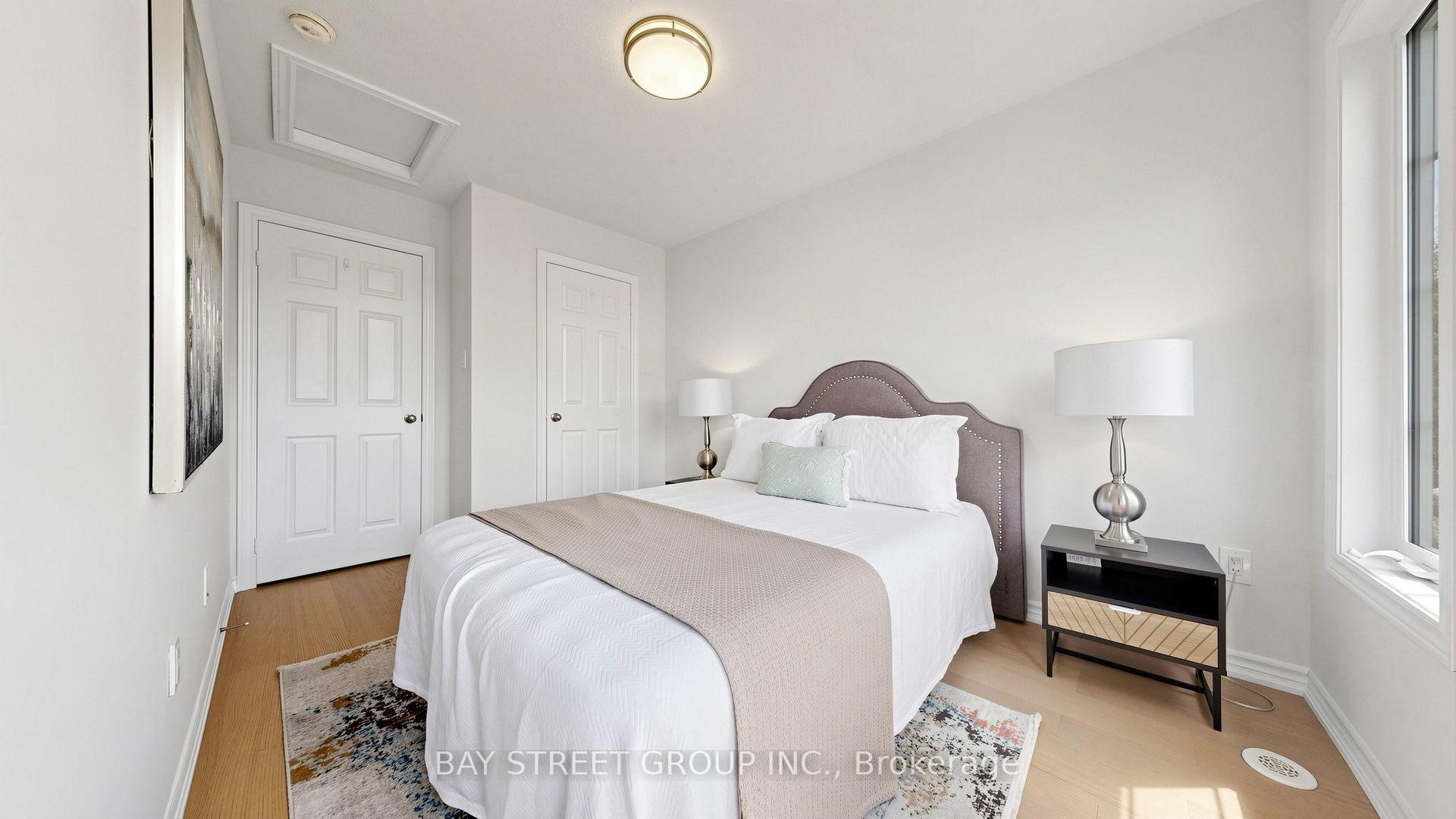 Photo 33 of 35 Sharbot Lane, Markham, Greensborough — HOMEH