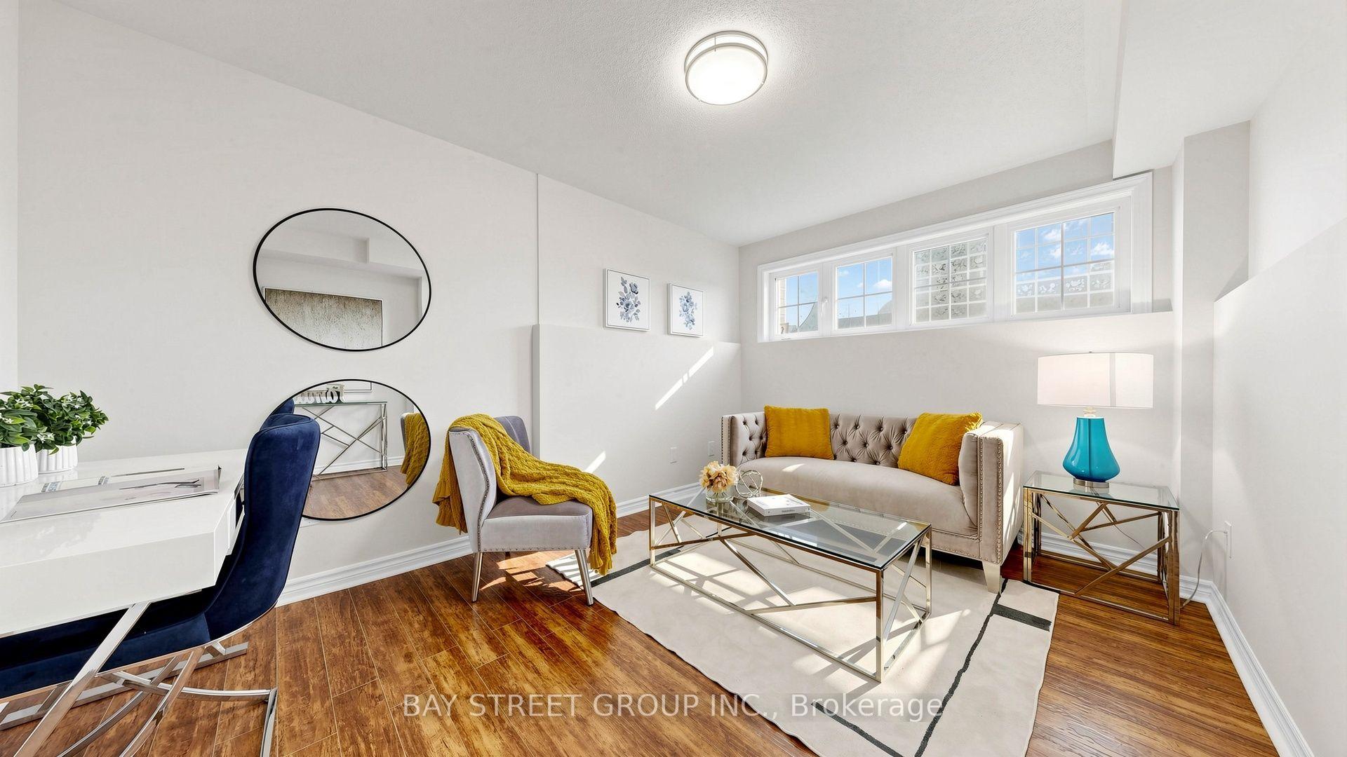 Photo 36 of 35 Sharbot Lane, Markham, Greensborough — HOMEH